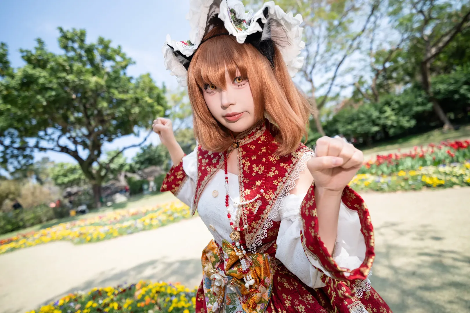 【Chen cosplay】Touhou Project: The Red Dress Cat Girl by the Fountain - Image 5