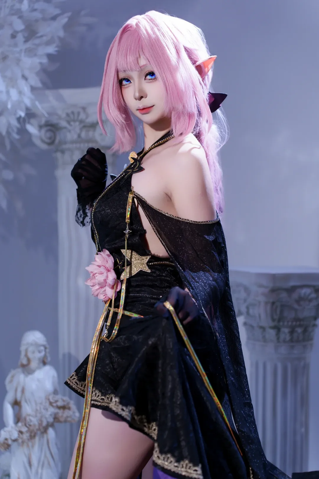 【爱莉希雅cos】崩坏3里的粉色妖精，换上一身黑裙精灵风的魅惑瞬间 - 第 4 张
