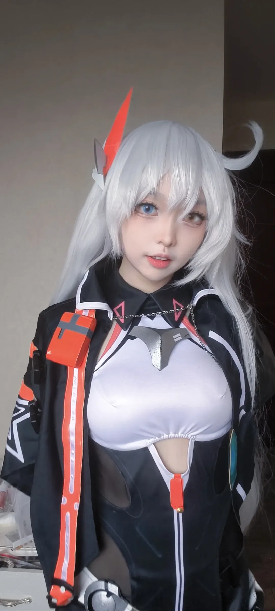 【琪亞娜cos】崩壞3天穹遊俠皮衣試妝