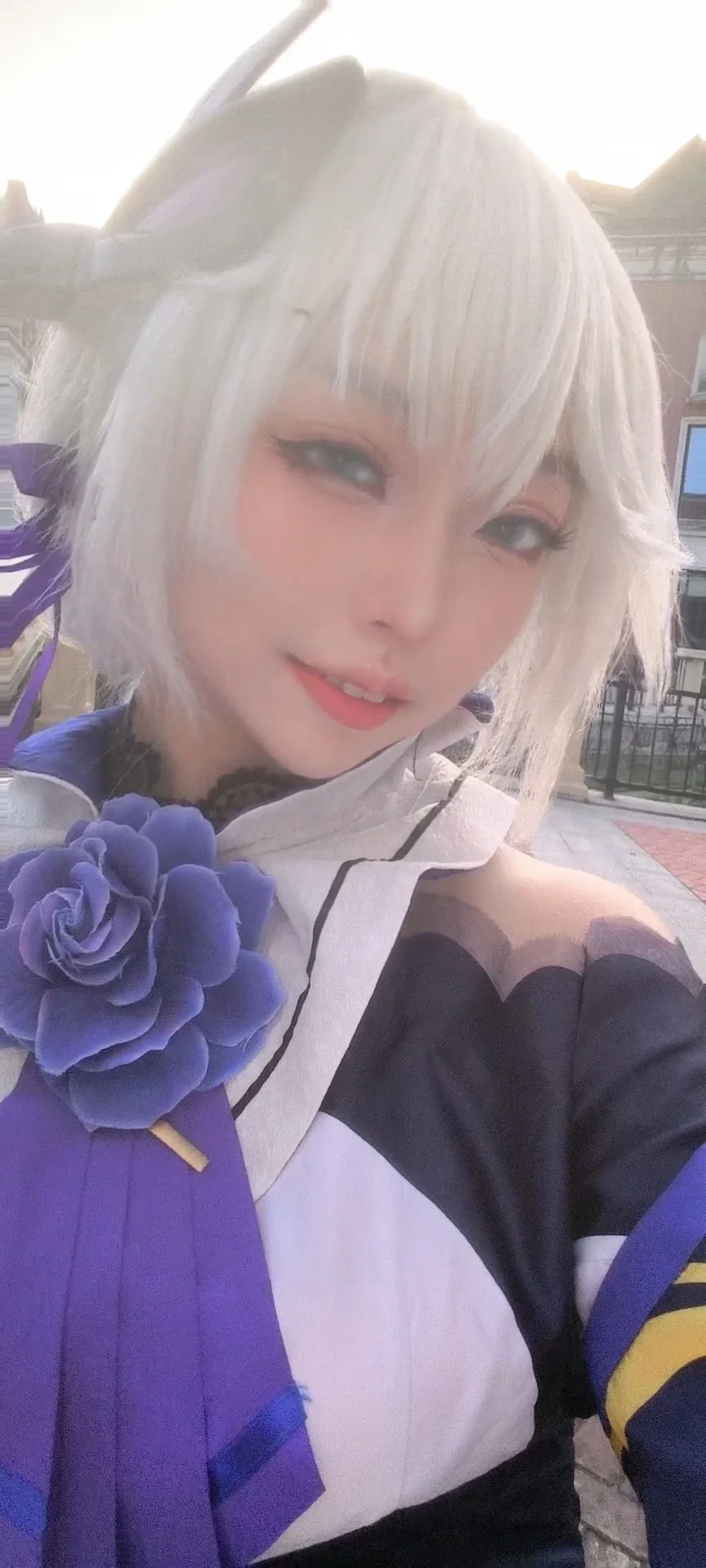 【カレンコスプレ】メイクテスト自撮り、頭の中は八重桜をからかう日常でいっぱい - 4 枚目