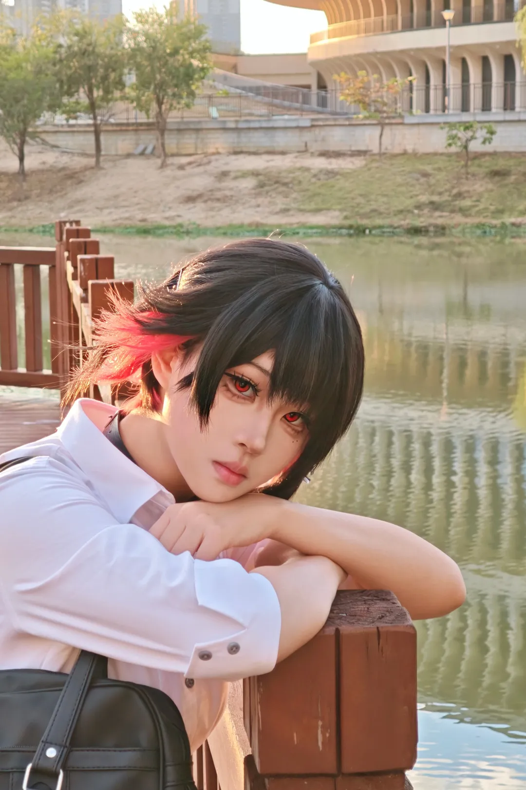 【艾莲乔cos】黄昏的水畔与慵懒的鲨鱼