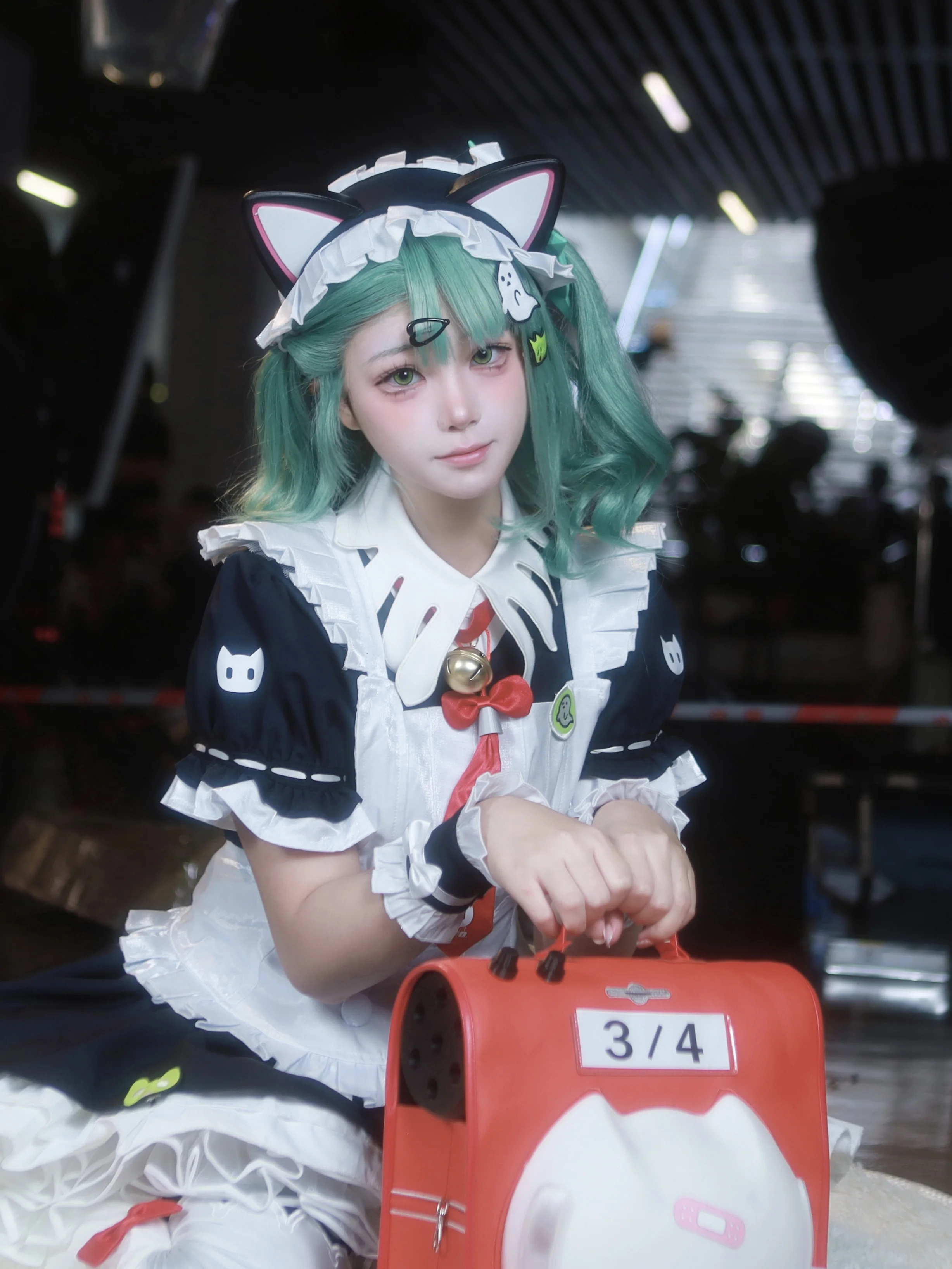 【千夏cos】绝区零里的慵懒猫娘日常 - 第 1 张