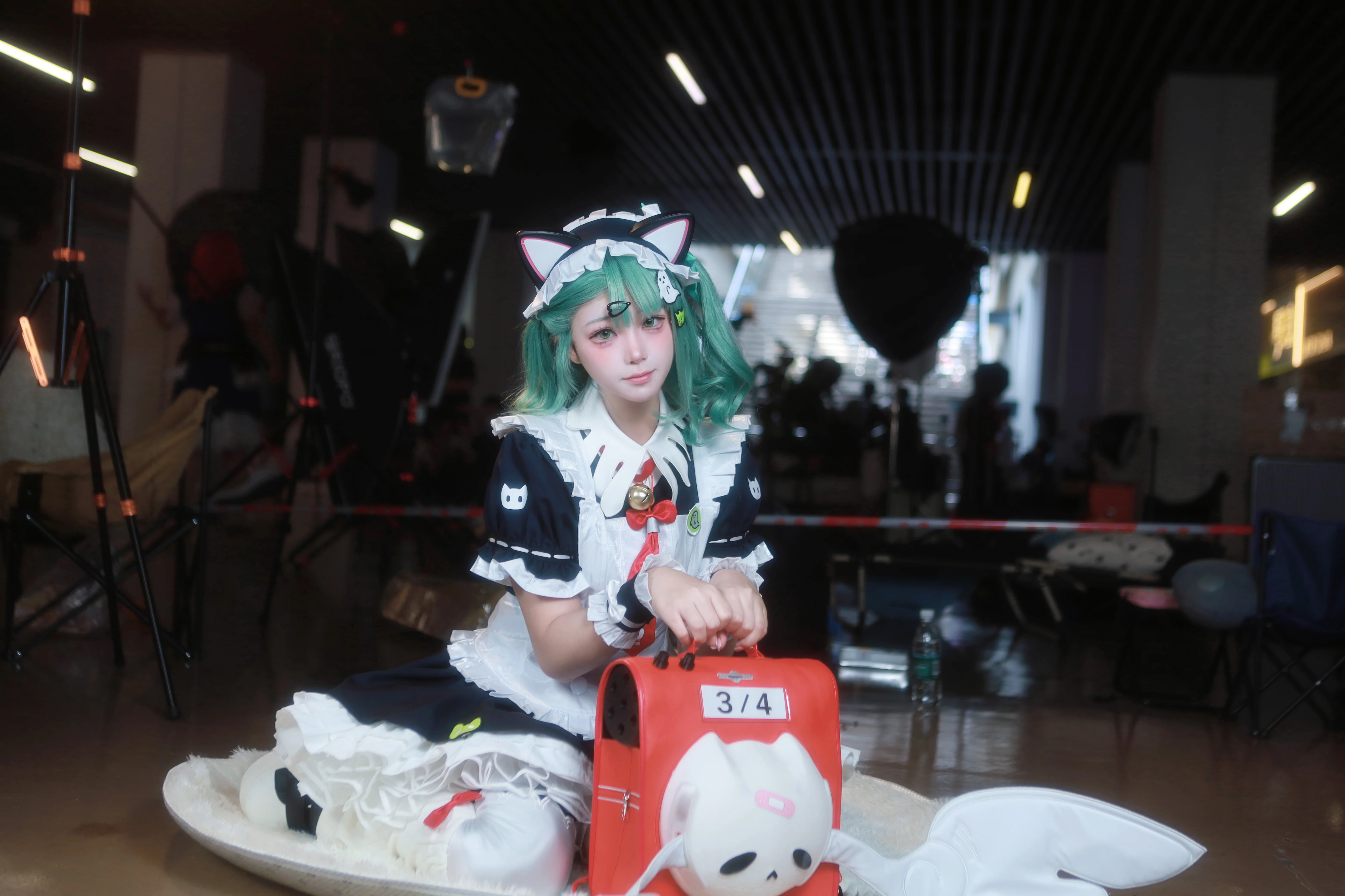 【千夏cos】绝区零里的慵懒猫娘日常 - 第 3 张