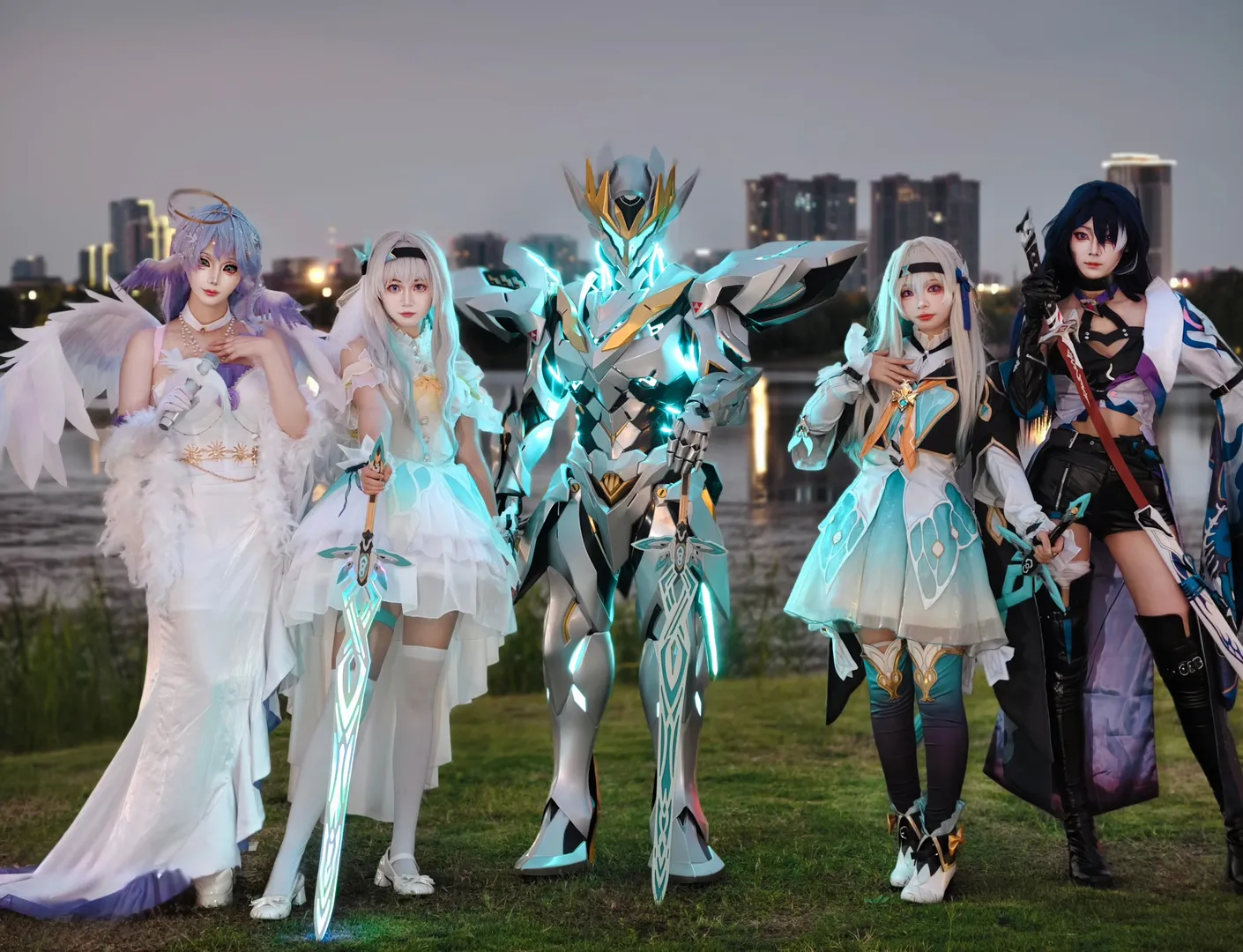 【流萤cos】匹诺康尼世界线，白裙机甲与湖畔之约 - 第 1 张