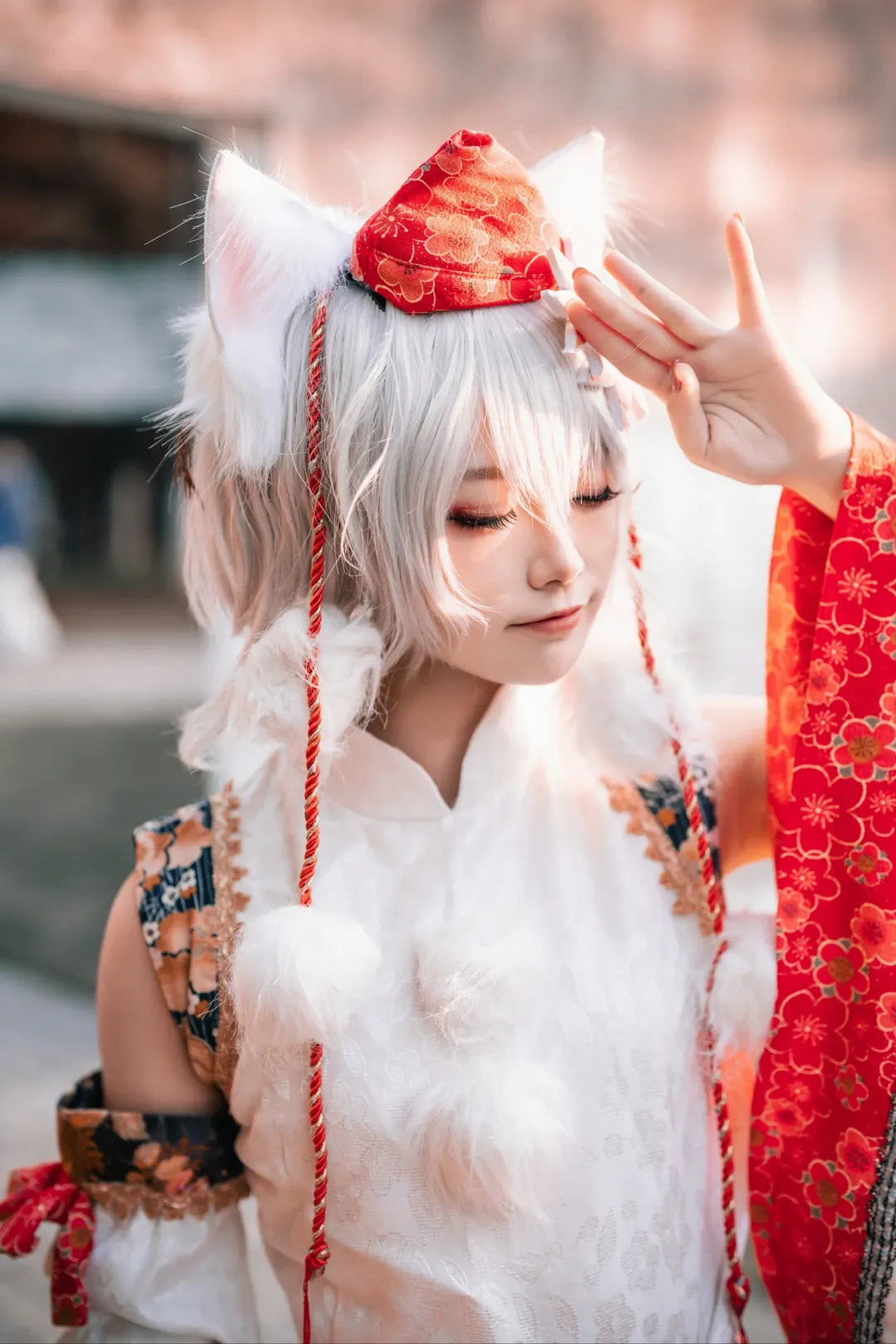 [Inubashiri Momiji cosplay] Touhou Project: An Autumn Encounter in Gensokyo - Image 1