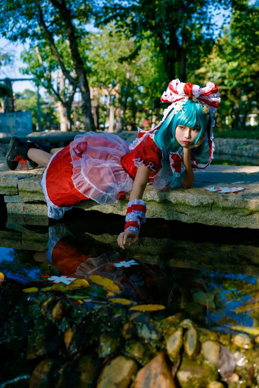 【键山雏cos】东方Project水畔静谧写真分享