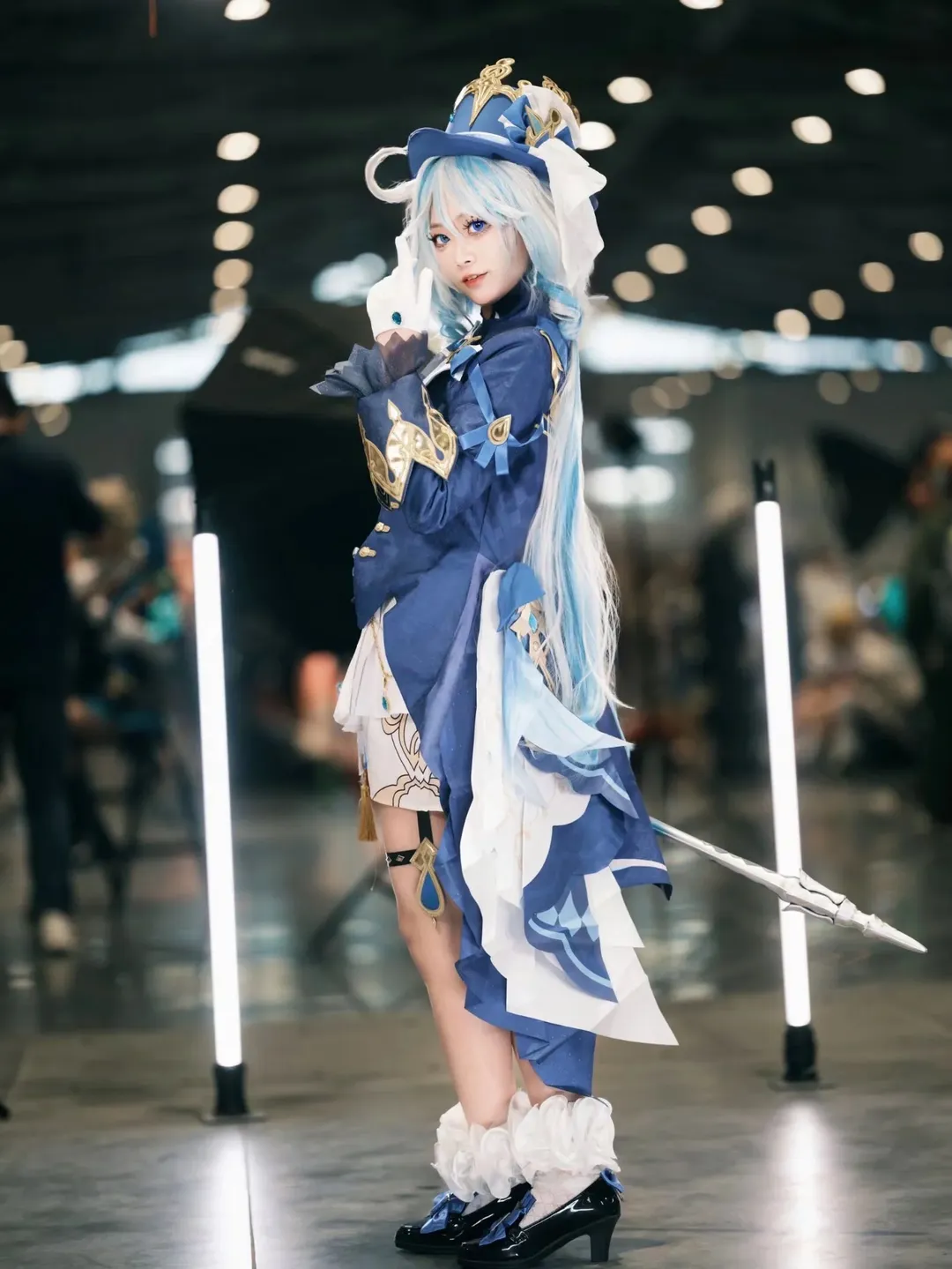 【芙宁娜cos】漫展手杖动作参考与持杖姿势分享 - 第 11 张
