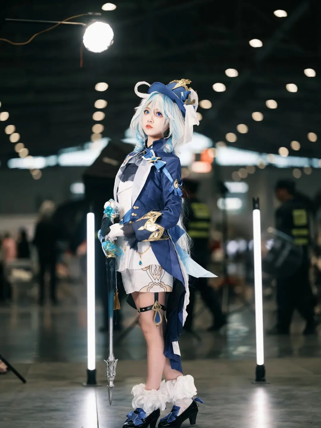 【芙宁娜cos】漫展手杖动作参考与持杖姿势分享 - 第 15 张