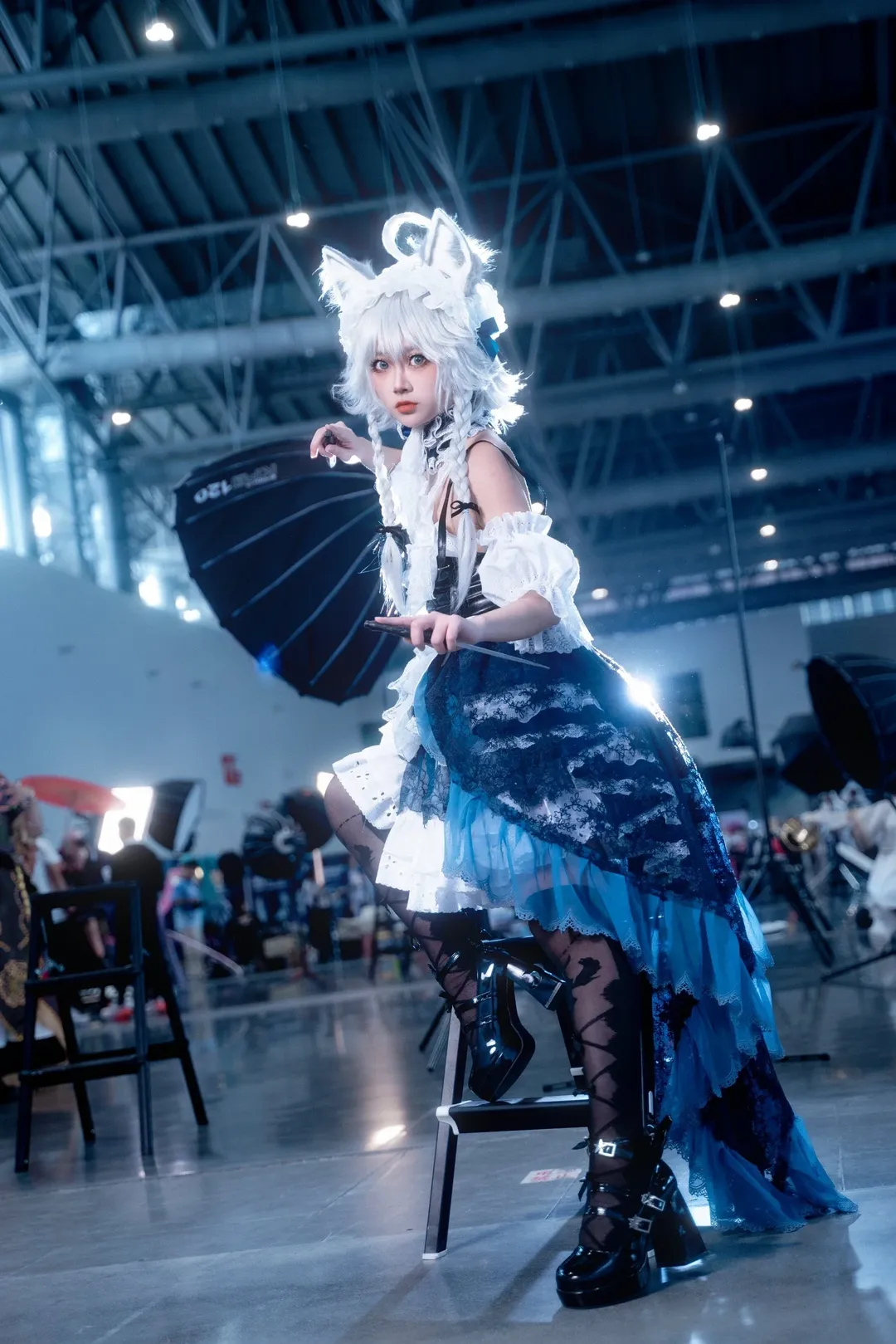 The Elegant Head Maid [Sakuya Izayoi cosplay] Touhou Project Convention photos - Image 8