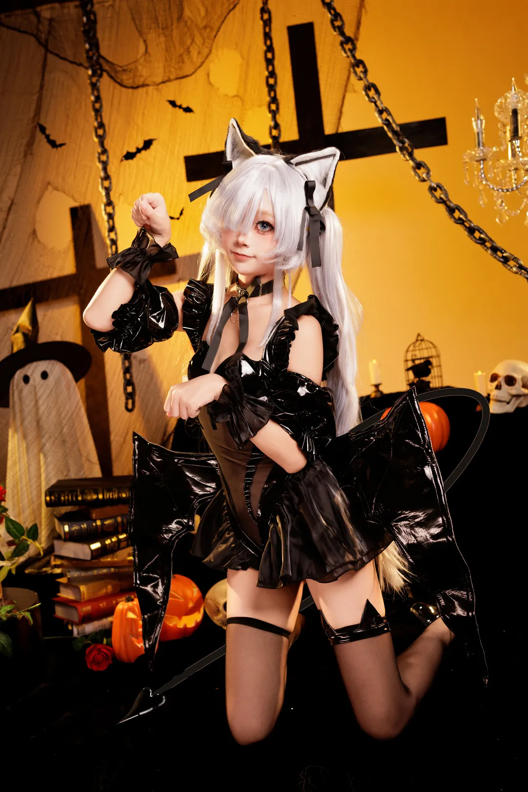 【ヤヌス コスプレ】アズールレーン ハロウィン特輯、黒エナメルと白髪が織りなすスリリングな夜 - 1 枚目