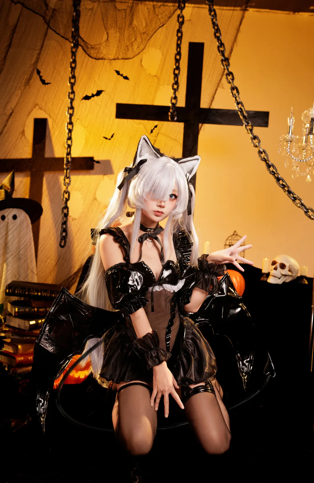 [Janus Cosplay] Azur Lane Halloween Special: A Spooky Night of Black Patent Leather and Cat Ears - Image 5