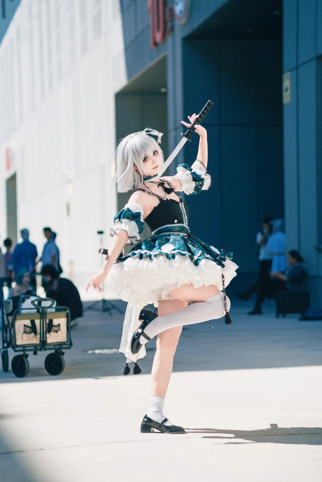 【魂魄妖梦cos】白玉楼的庭师，挥剑的瞬间捕捉