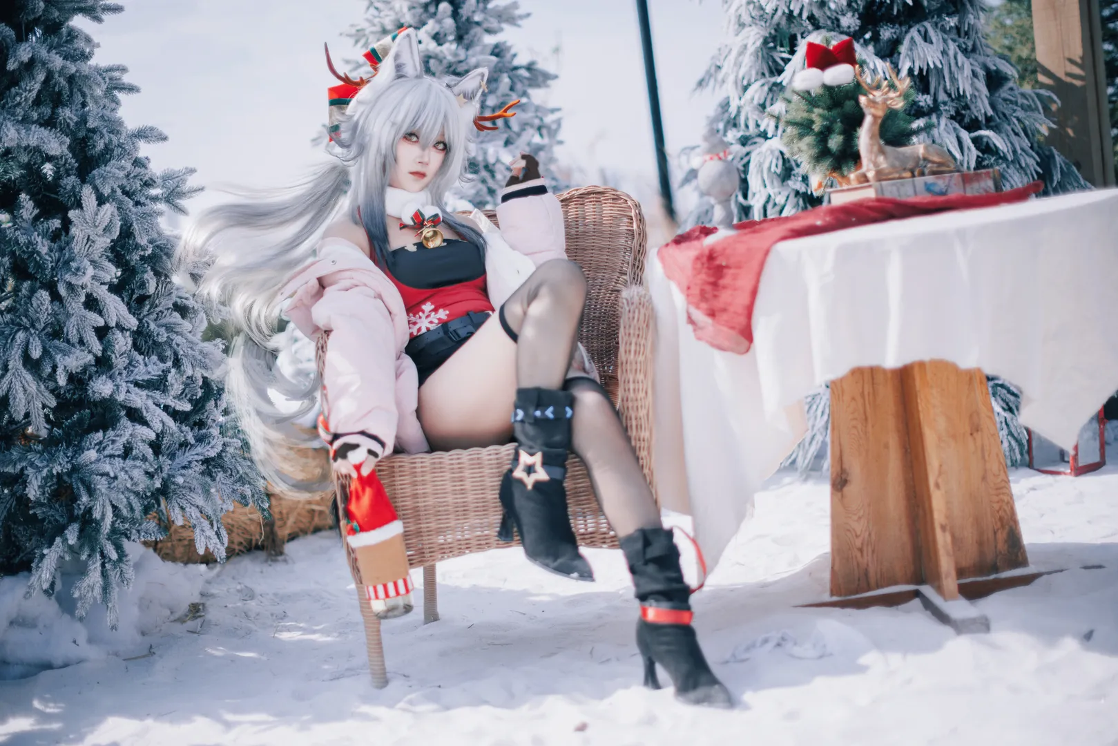 【黑cos】明日方舟雪地里的反季节挑战 - 第 2 张