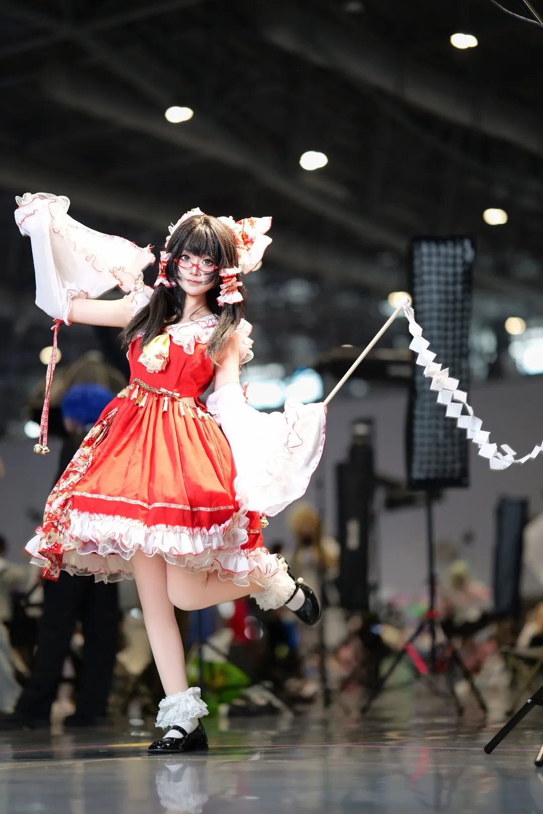 【博丽灵梦cos】东方project红白巫女漫展动态出片 - 第 1 张