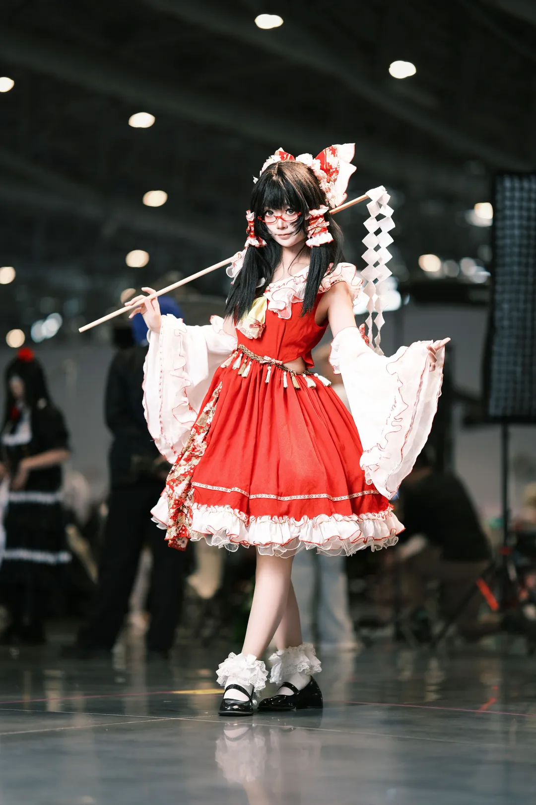 【博丽灵梦cos】东方project红白巫女漫展动态出片 - 第 3 张