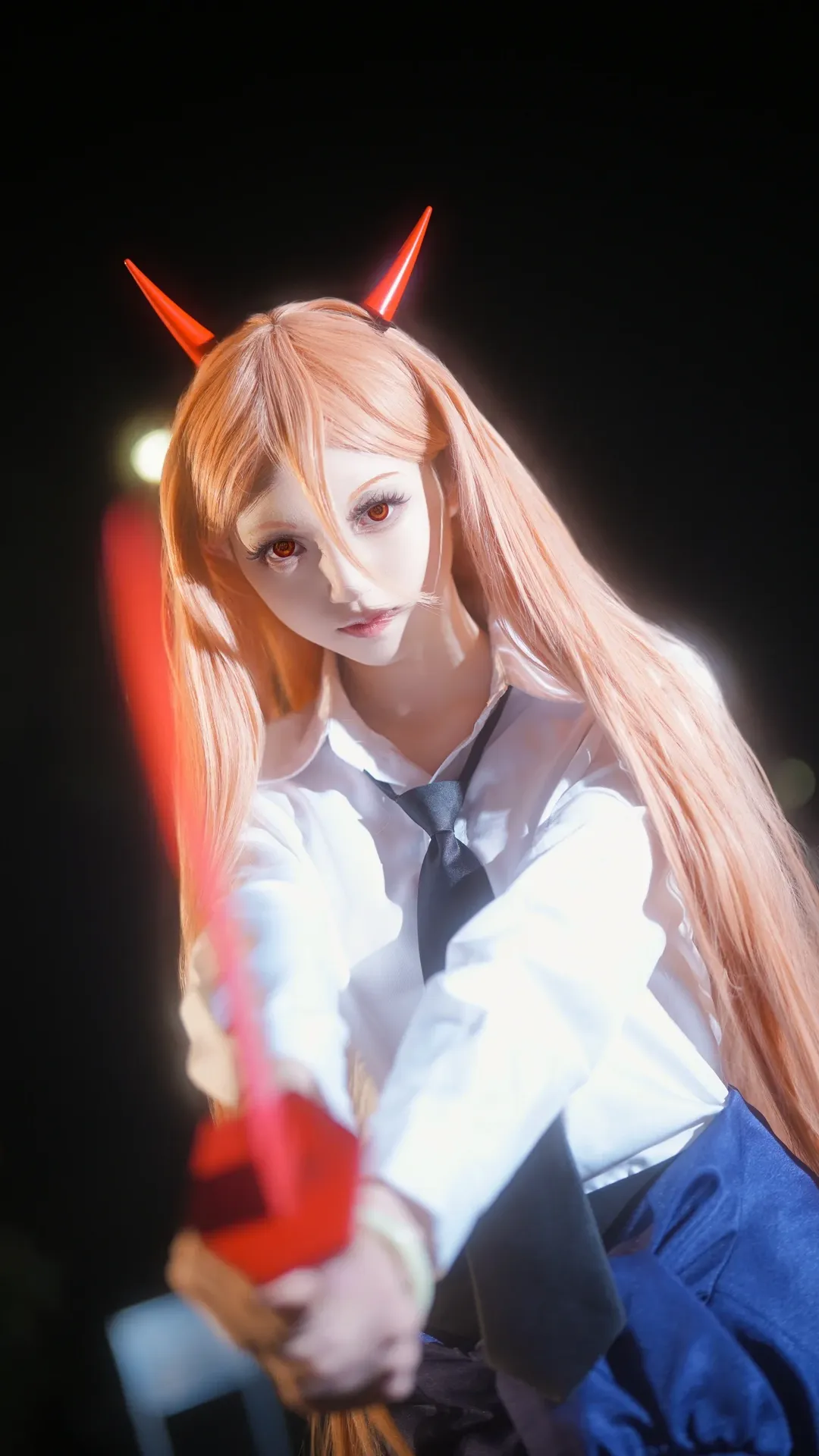 【帕瓦cos】电锯人血之魔人，解锁宅家与夜巡的双面日常 - 第 9 张