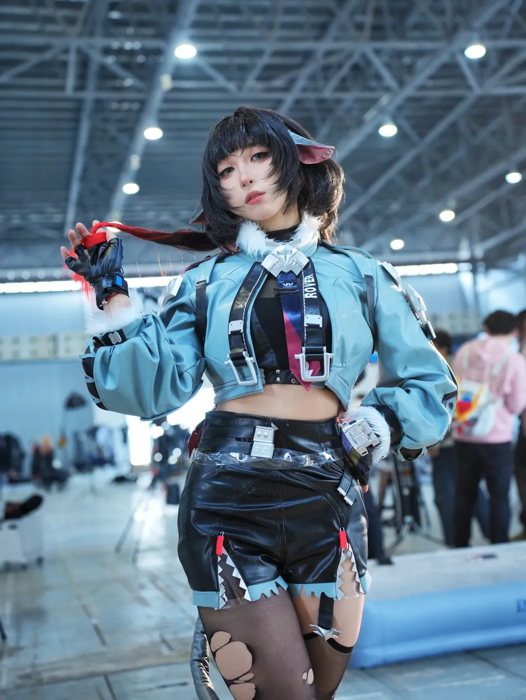 【ジェーン・ドゥコスプレ】『ゼンレスゾーンゼロ』強行軍ロケ、1日限りの省を跨ぐ電撃遠征 - 2 枚目