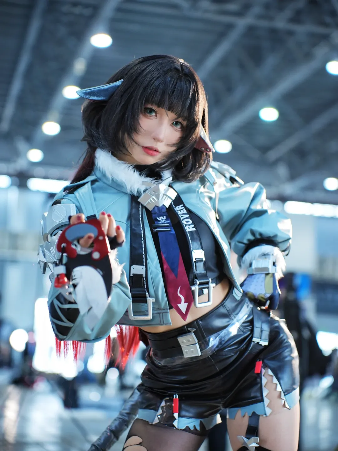 【ジェーン・ドゥコスプレ】『ゼンレスゾーンゼロ』強行軍ロケ、1日限りの省を跨ぐ電撃遠征 - 5 枚目