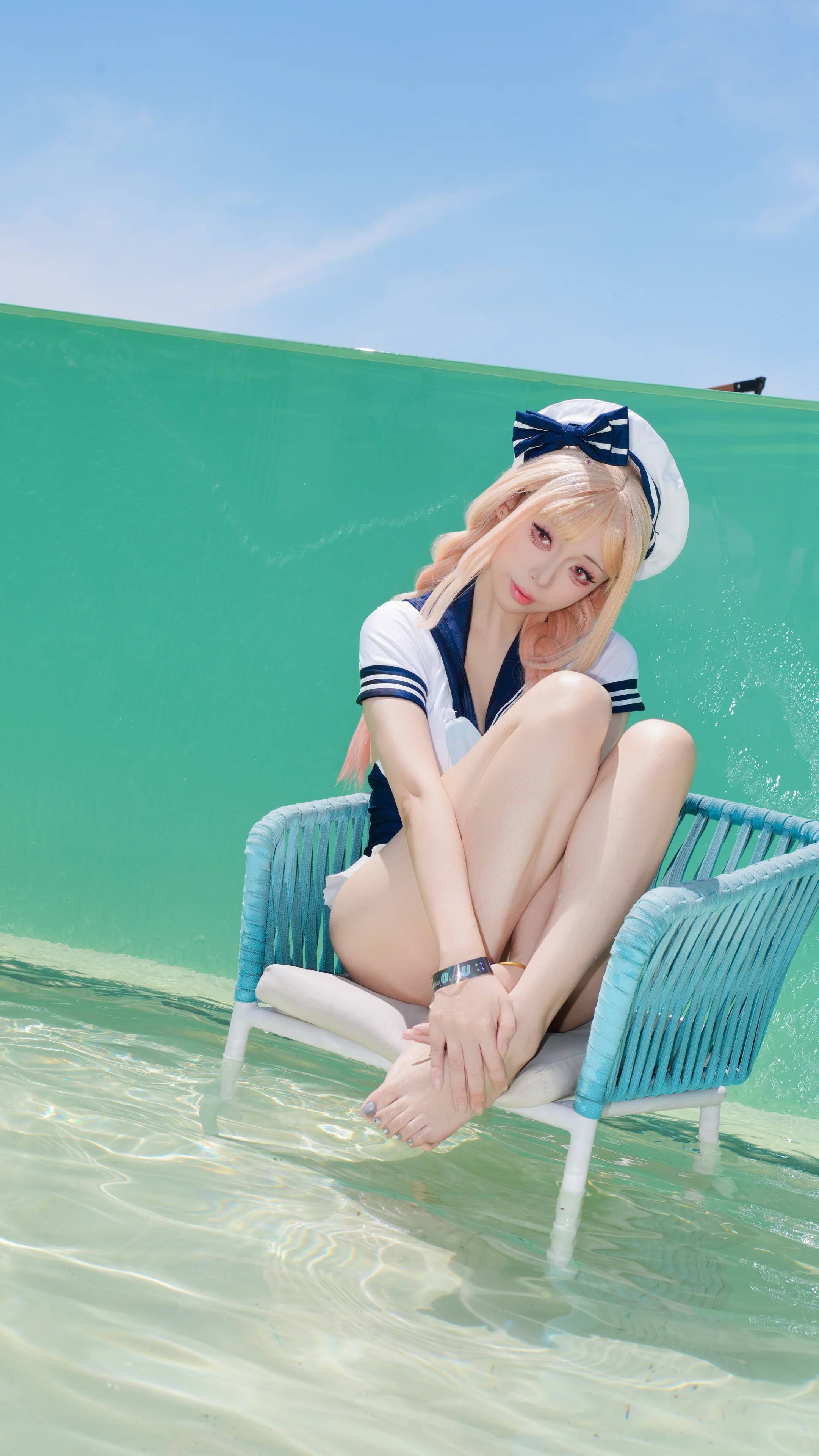 夏日水手風泳裝，池畔玩水清爽記錄 - 第 1 張