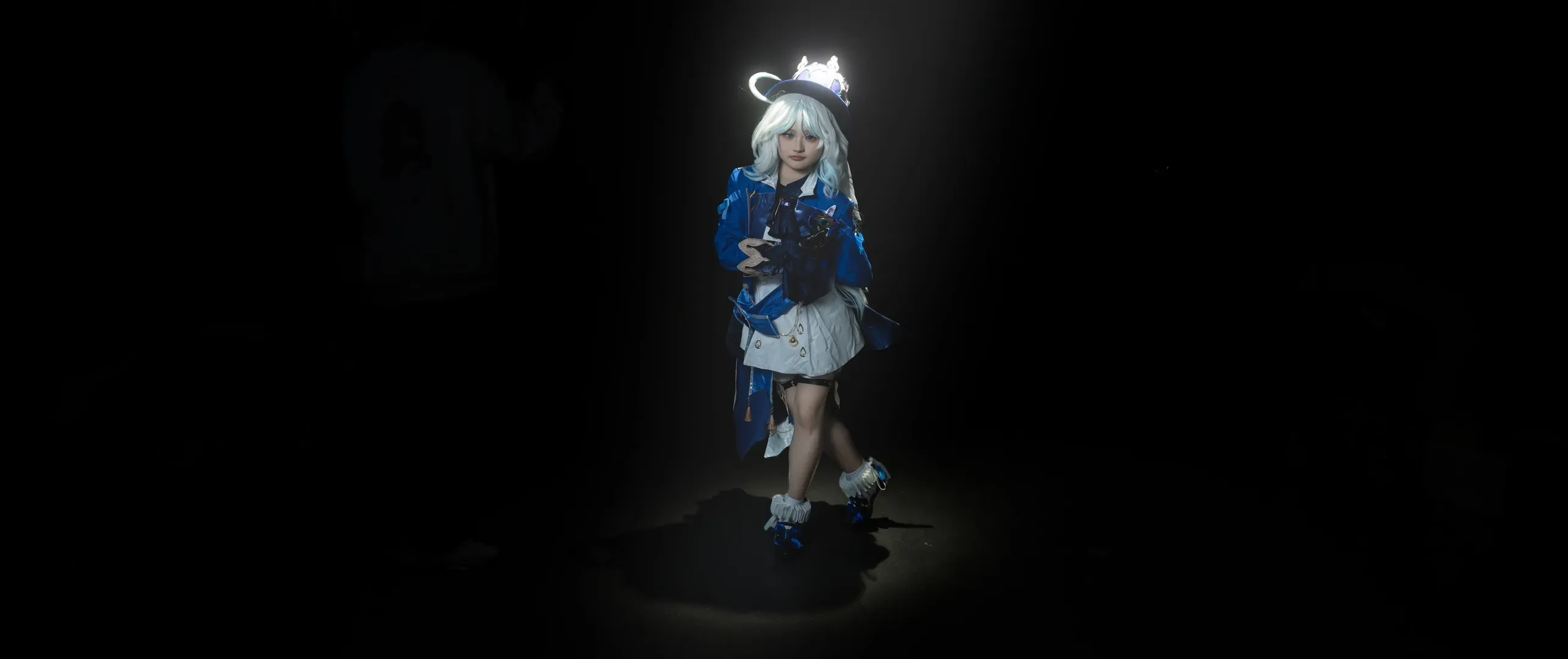 [Furina cosplay] Standing Pose Reference Sharing: Camera Performance for Genshin Impact Fontaine Characters - Image 3