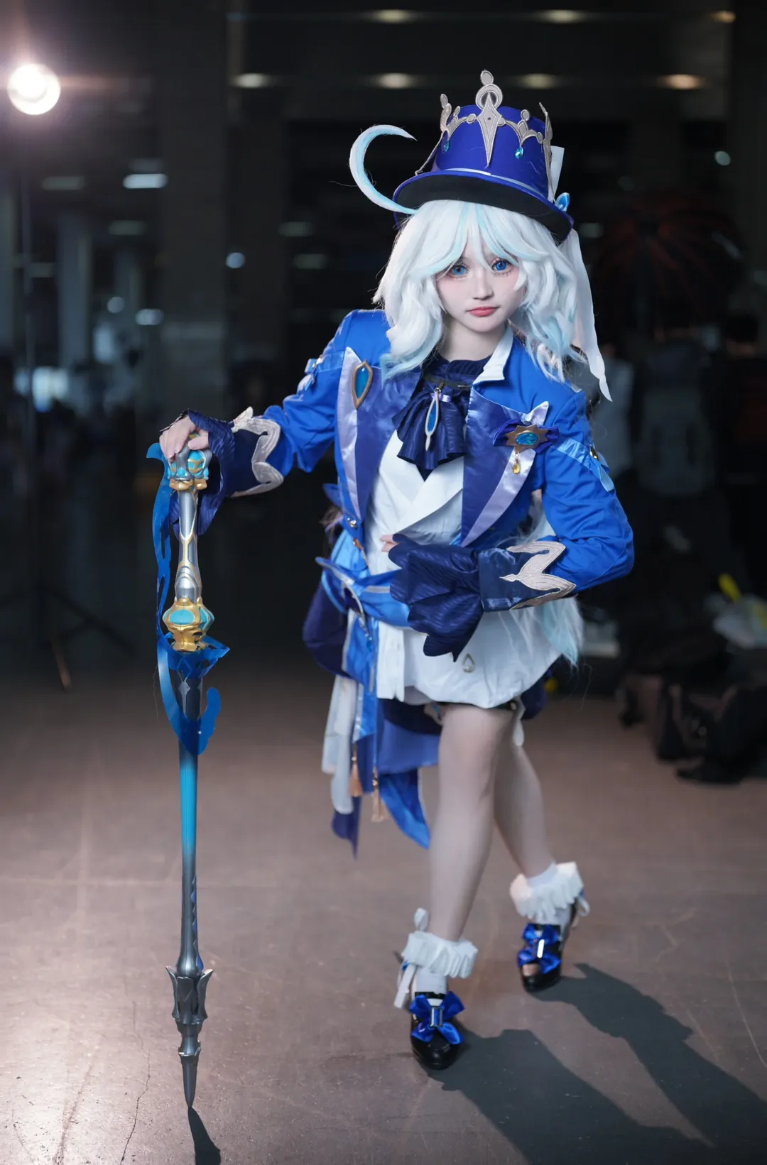 [Furina cosplay] Standing Pose Reference Sharing: Camera Performance for Genshin Impact Fontaine Characters - Image 8