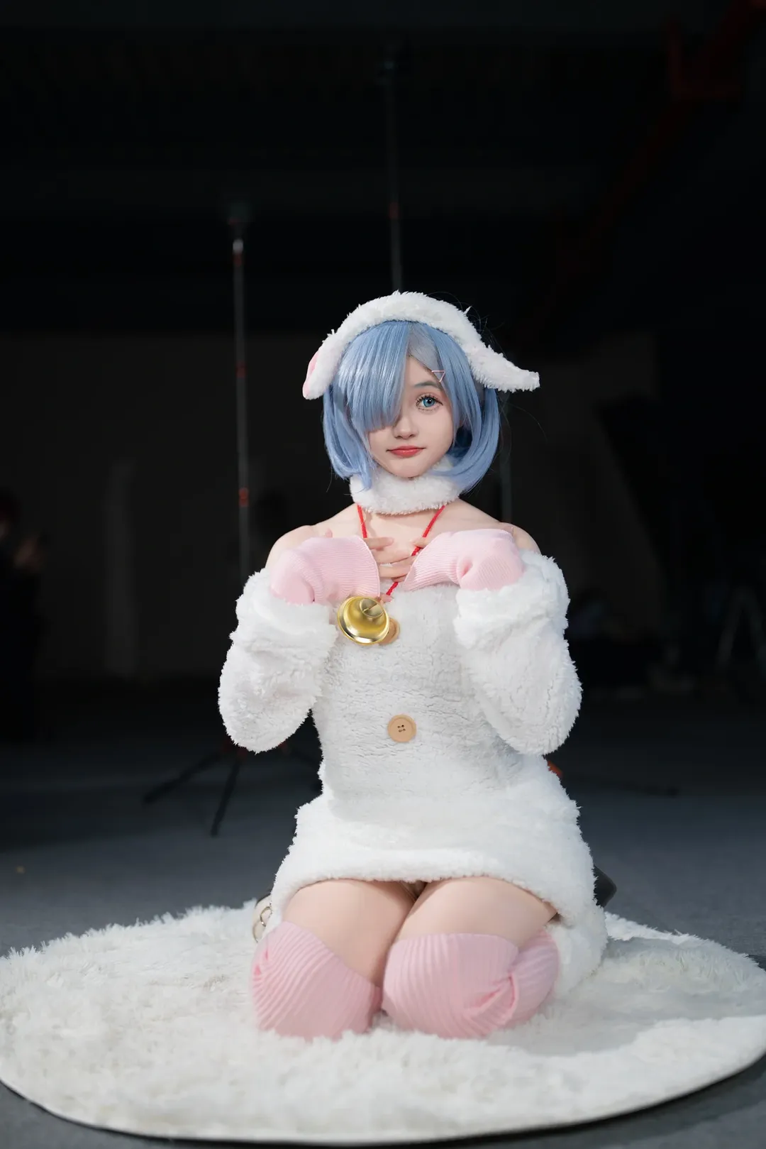 【雷姆cos】re0从零开始的异世界生活，小绵羊萌系坐姿动作参考 - 第 7 张