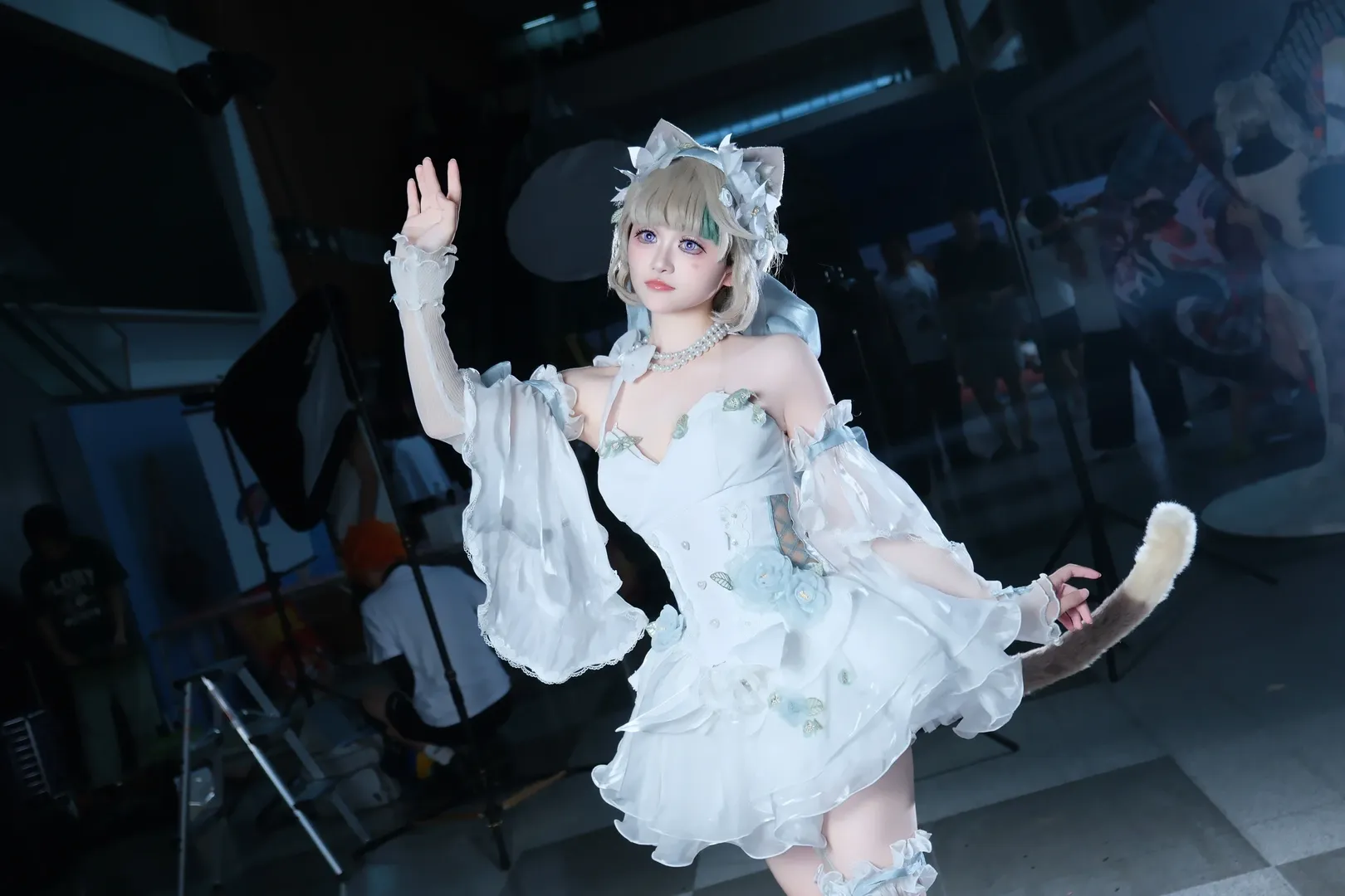 【琳妮特cos】原神猫娘的慵懒与活泼，天使庭院动作参考分享 - 第 10 张