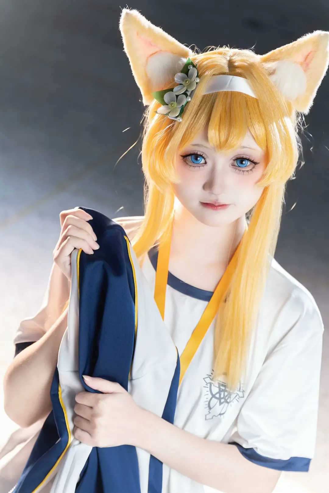 【伊落玛丽cos】蔚蓝档案体操服，没有小猫这个地球怎么转 - 第 2 张