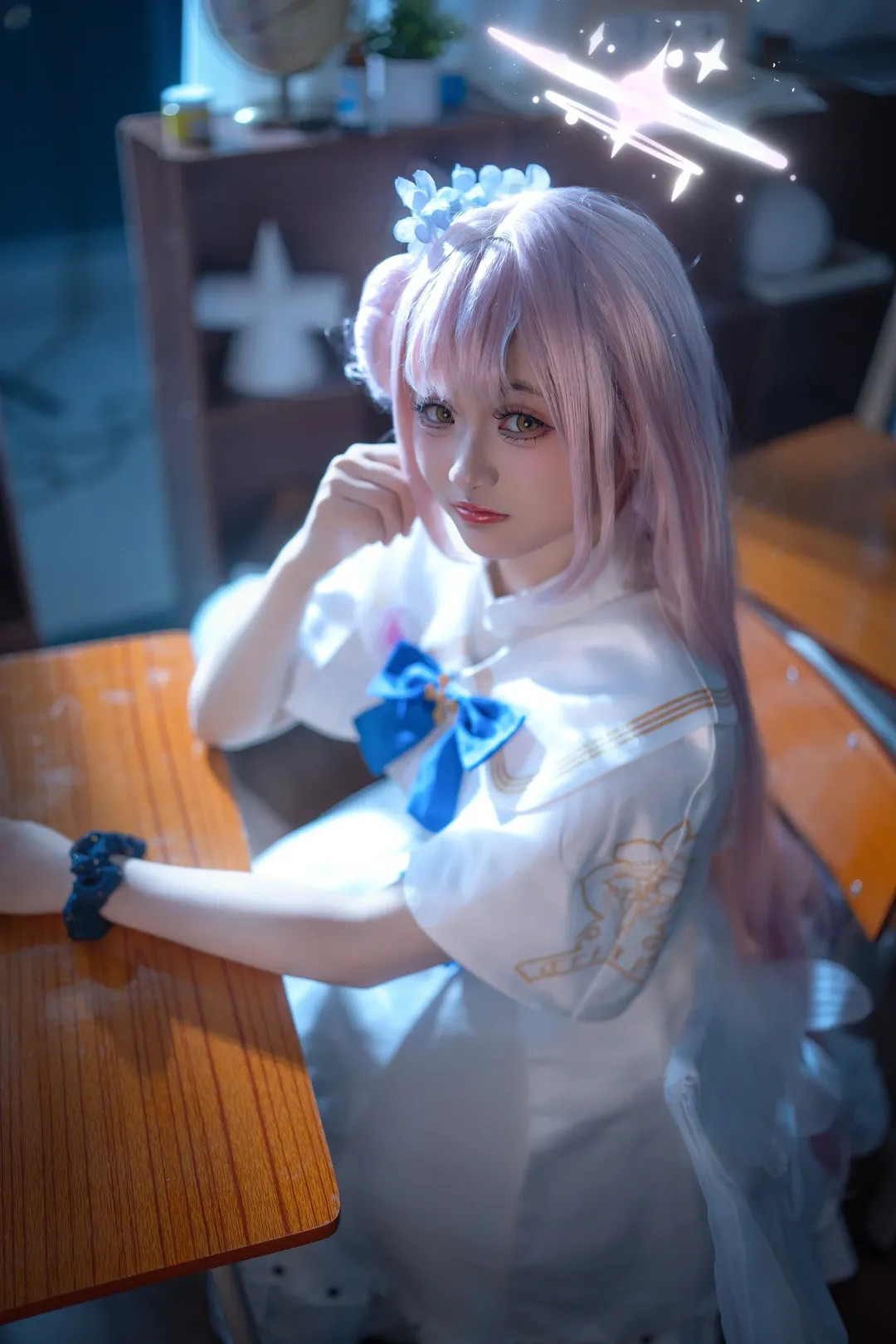 【圣园未花cos】蔚蓝档案，教室里的生日蛋糕卷与深夜蓝光