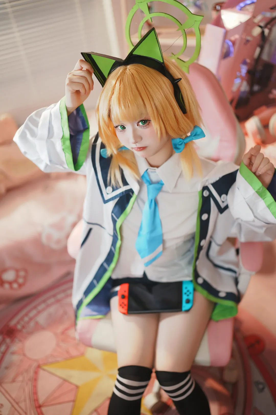 [Saiba Midori cosplay] Blue Archive: Everyday Life of the Cat-Eared E-sports Girl - Image 1