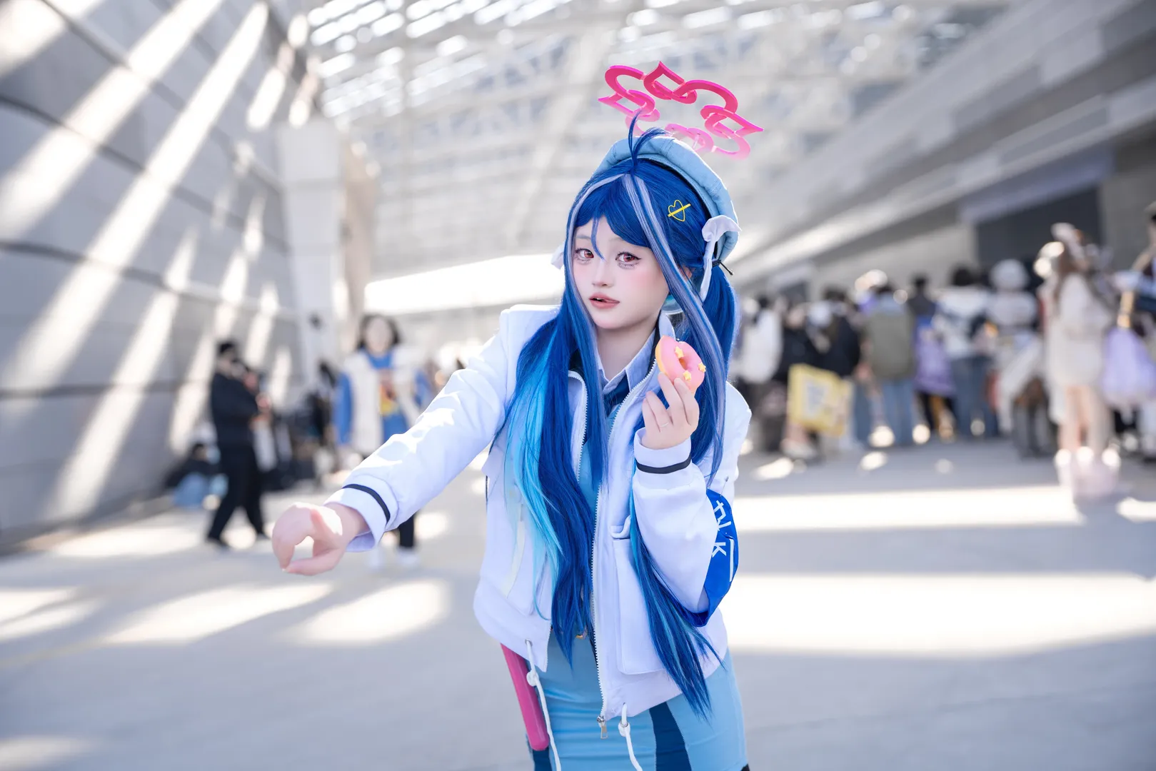 【合歓垣フブキコスプレ】ブルーアーカイブ 合歓垣フブキのドーナツイベント写真 - 2 枚目