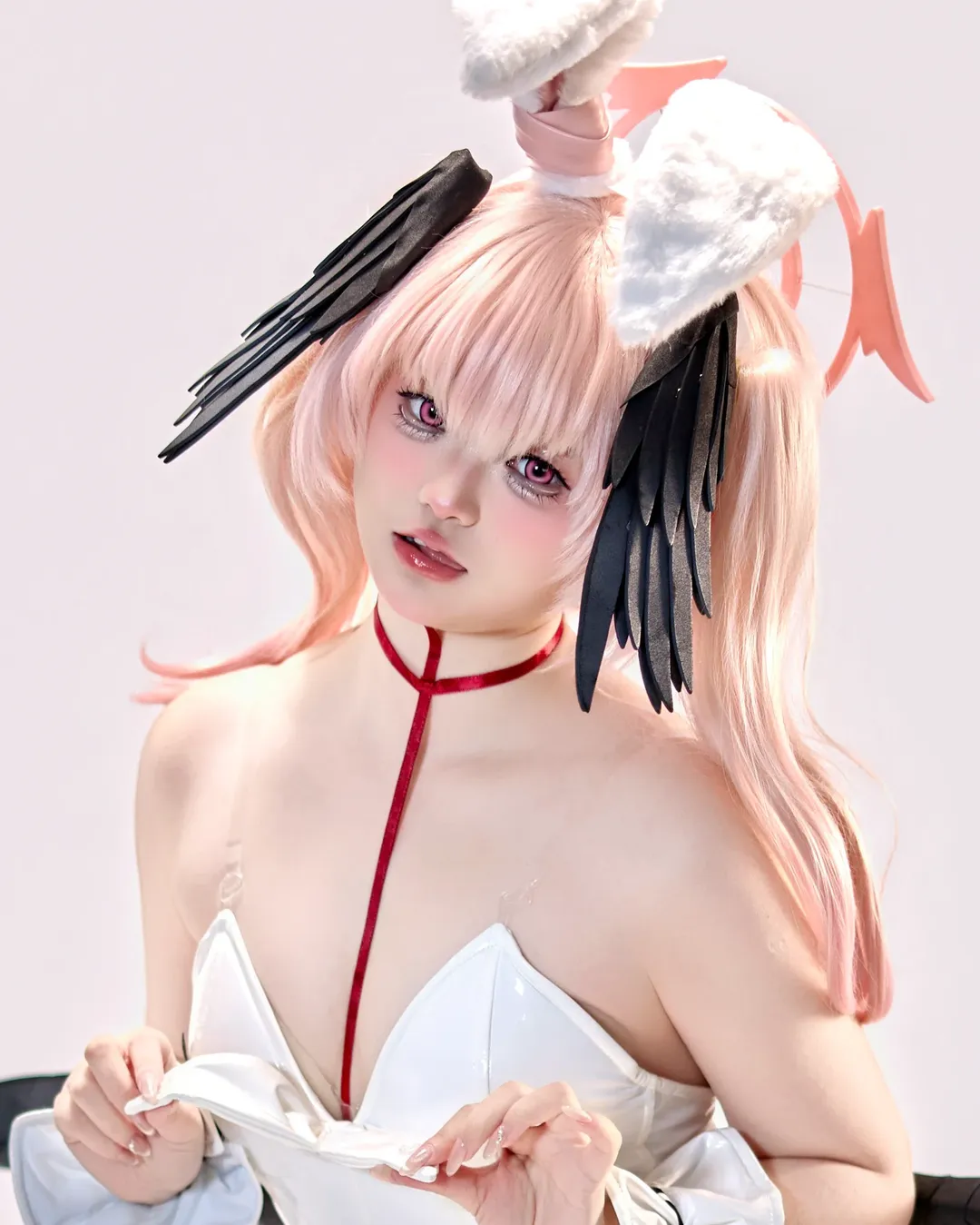 【下江小春cos】蔚蓝档案中的白色亮面质感 - 第 4 张