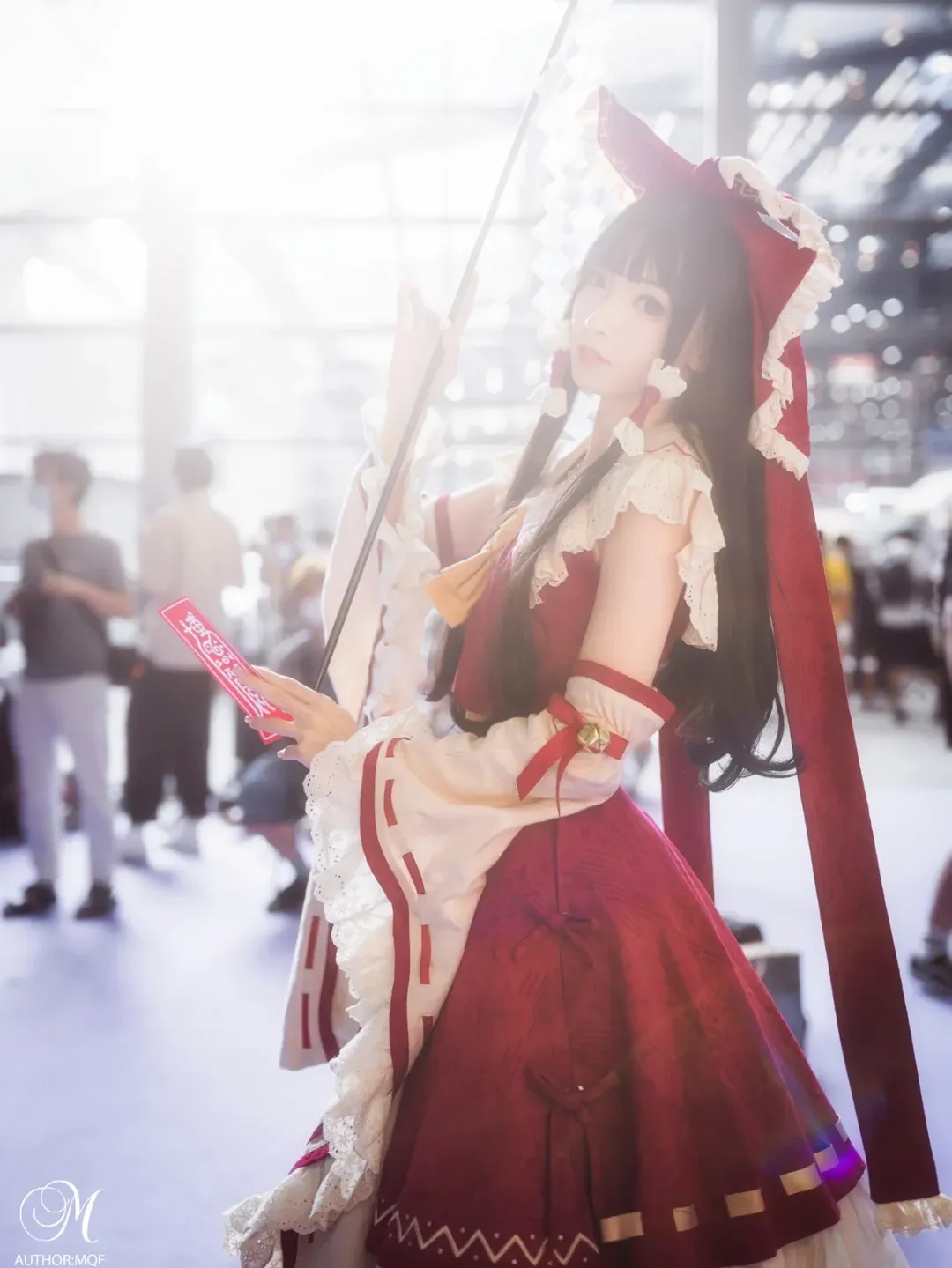 【博丽灵梦cos】深圳国际电玩节中的东方Project红白巫女 - 第 1 张