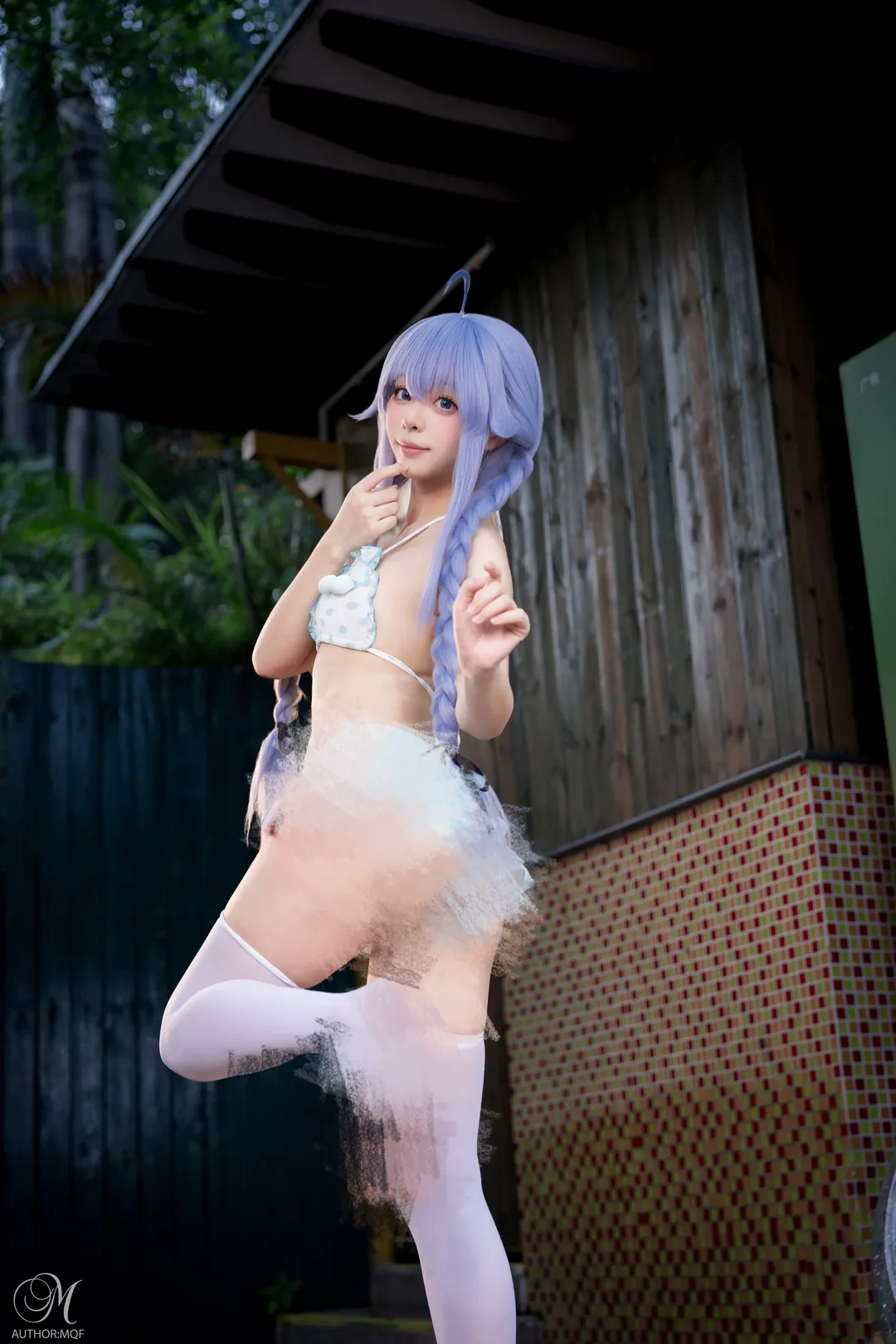 【ロキシーのコスプレ】無職転生 夏の水着グラビア - 1 枚目