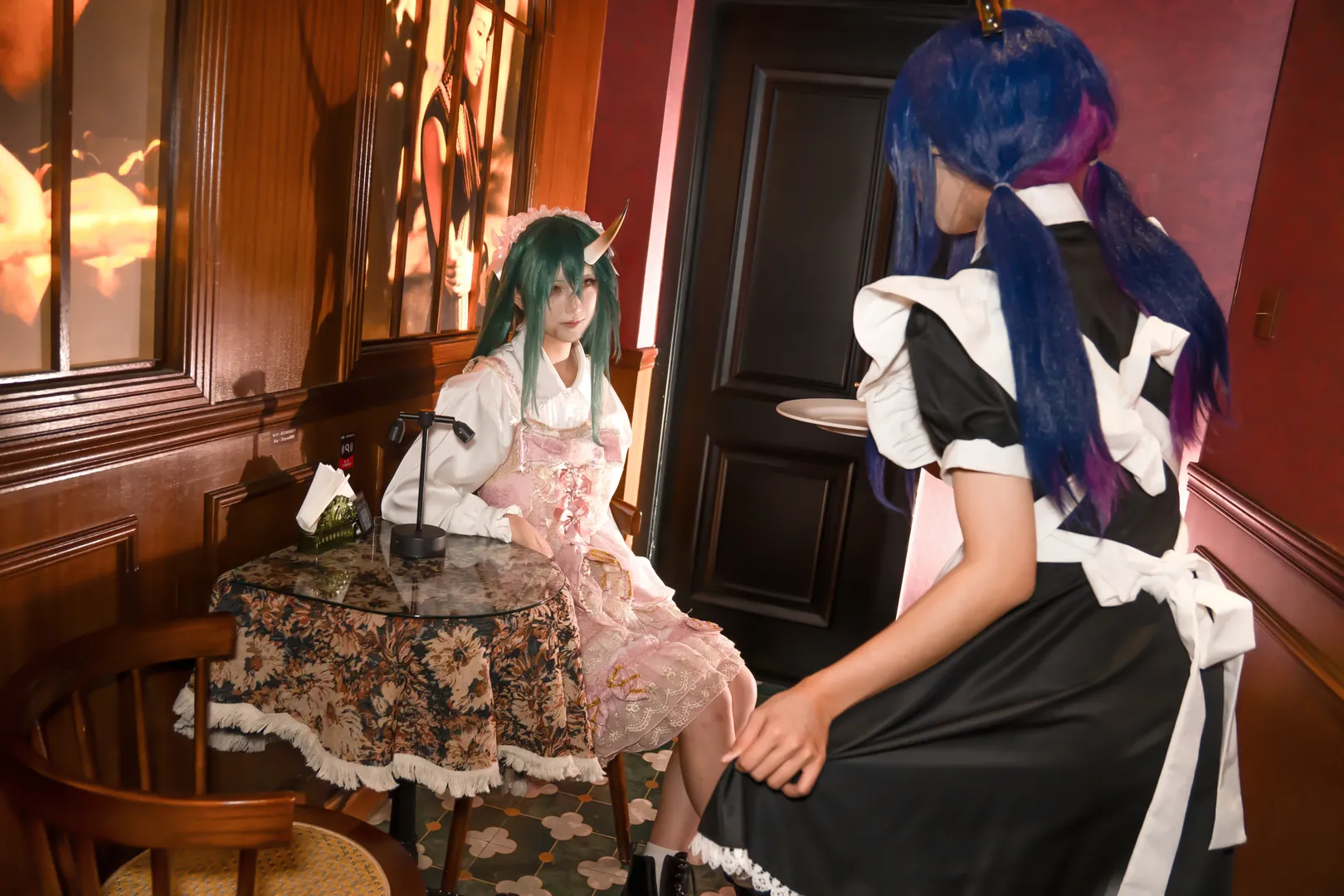 【陈晖洁cos】龙门近卫局的日常，与星熊的午后互动