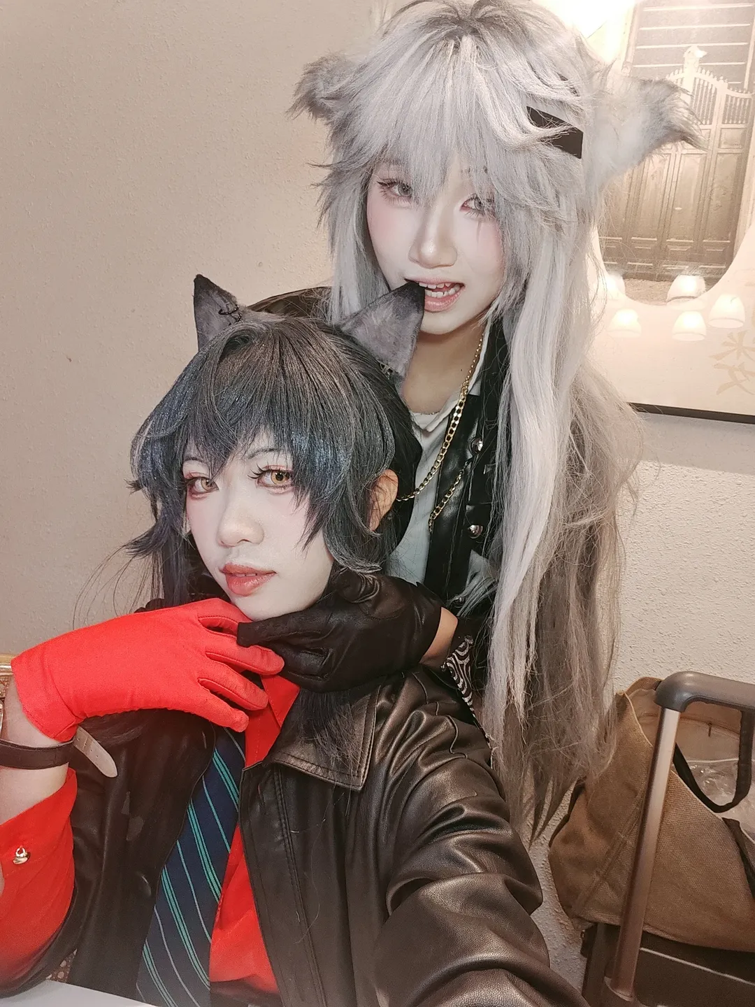 【テキサス コスプレ】アークナイツ 二匹の狼、高張力なリバ関係の自撮りに挑戦 - 3 枚目