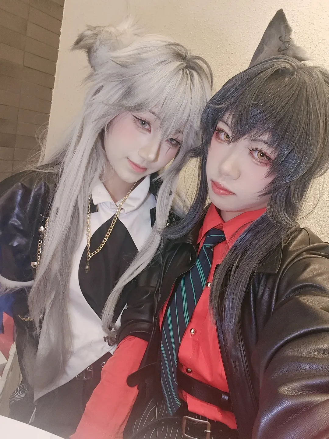 【テキサス コスプレ】アークナイツ 二匹の狼、高張力なリバ関係の自撮りに挑戦 - 4 枚目