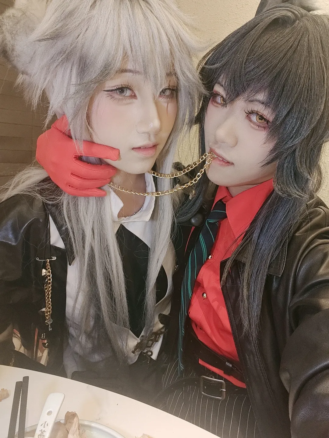 【テキサス コスプレ】アークナイツ 二匹の狼、高張力なリバ関係の自撮りに挑戦 - 7 枚目