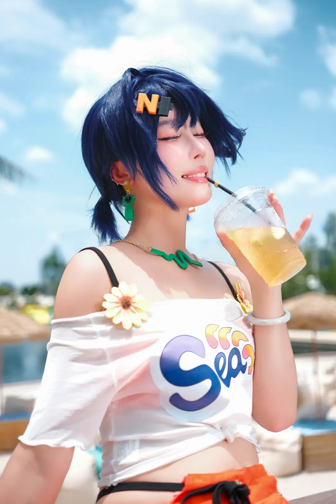 【玲cos】絕區零泳裝，海邊與泳池的假日寫真 - 第 3 張