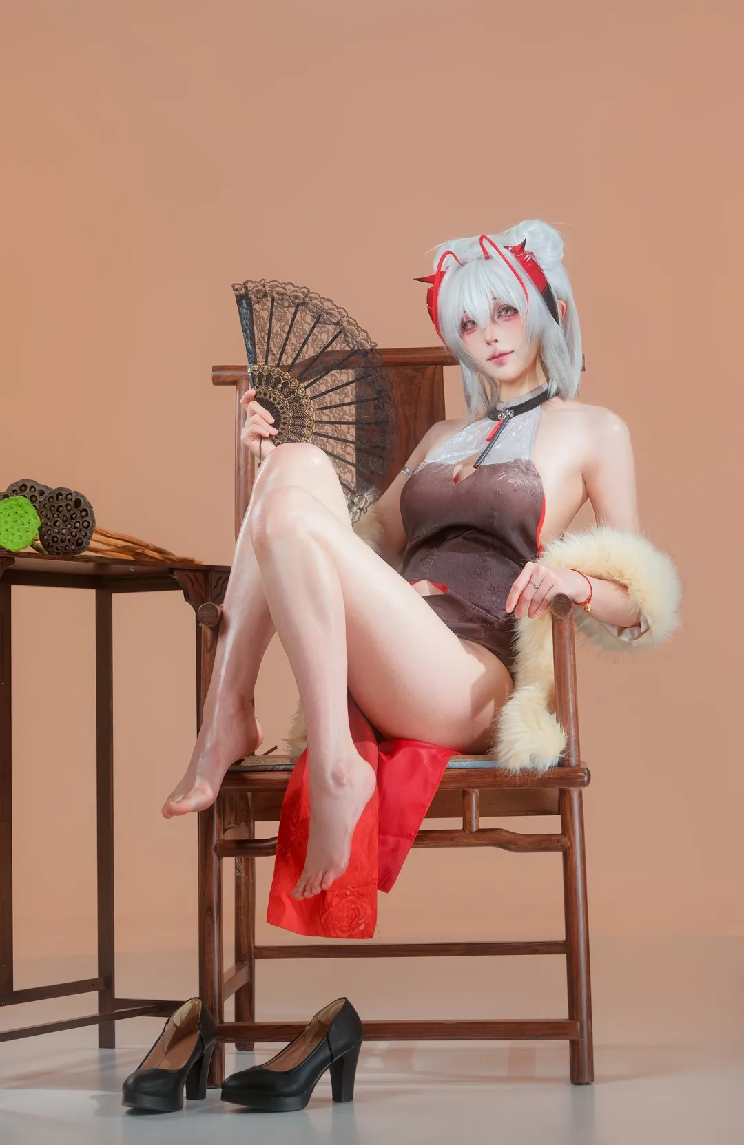 【Wcos】明日方舟维什戴尔旗袍，红白交织的新年 - 第 1 张