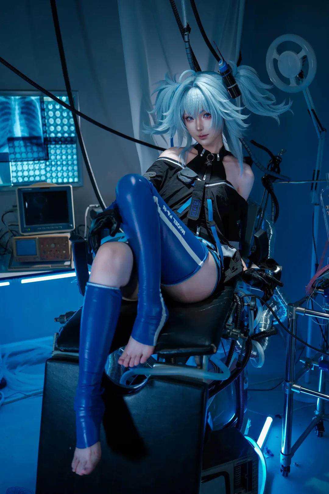 【PA15cos】少女前线的战术人形，沉浸式赛博实验室出片