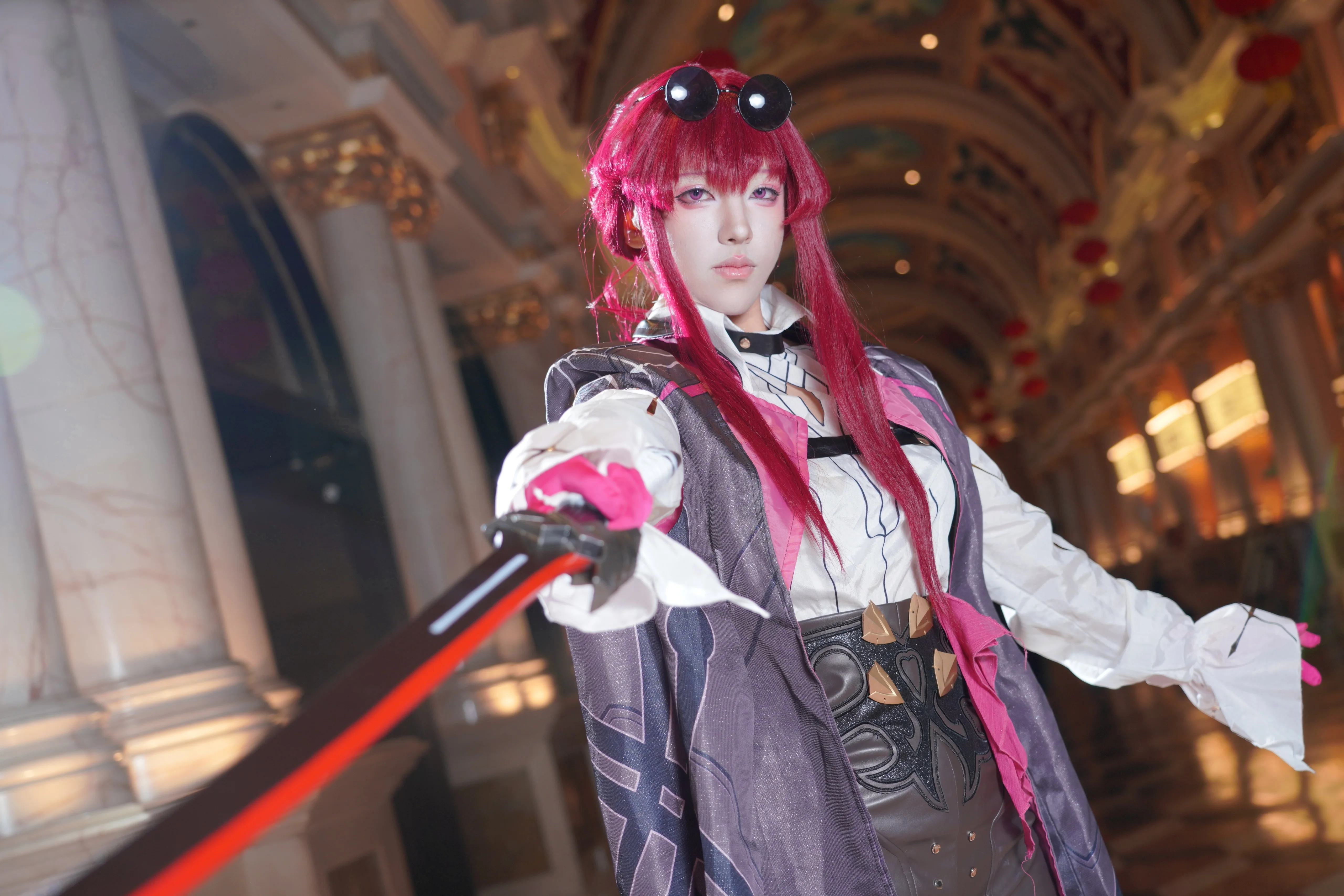 【卡芙卡cos】漫展返图，演绎星际猎手的华丽气场 - 第 3 张