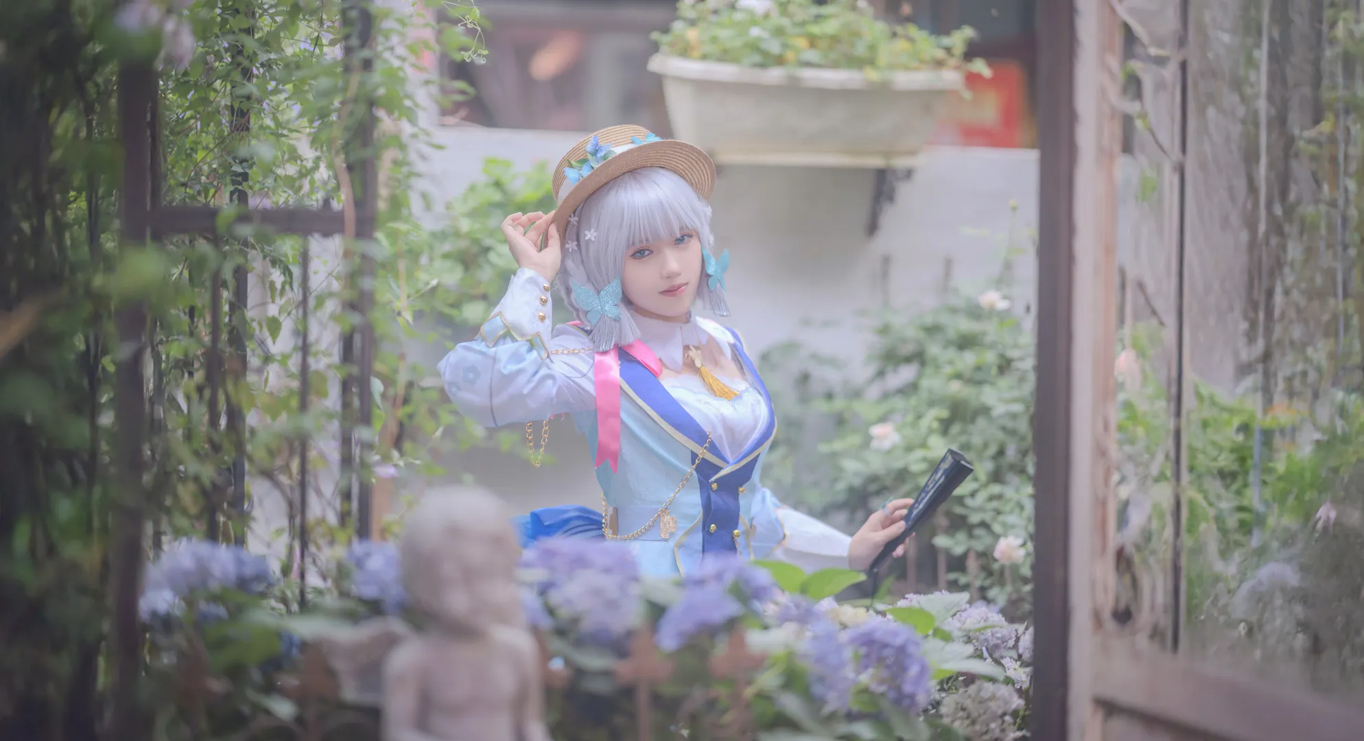 [Kamisato Ayaka cosplay] Genshin Impact Springbloom Missive: Strolling Through a Quiet Garden - Image 1