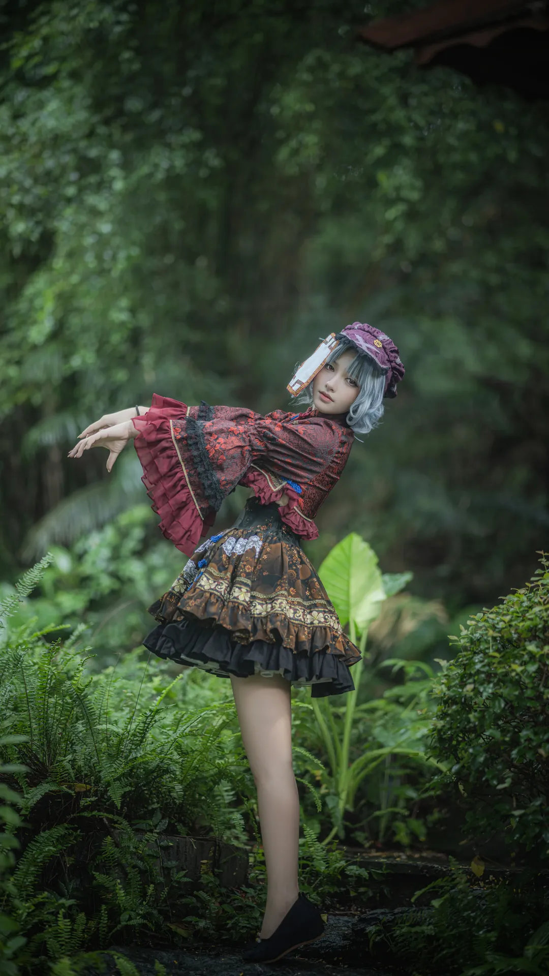 【宫古芳香cos】东方Project的僵尸少女漫步幽林 - 第 1 张