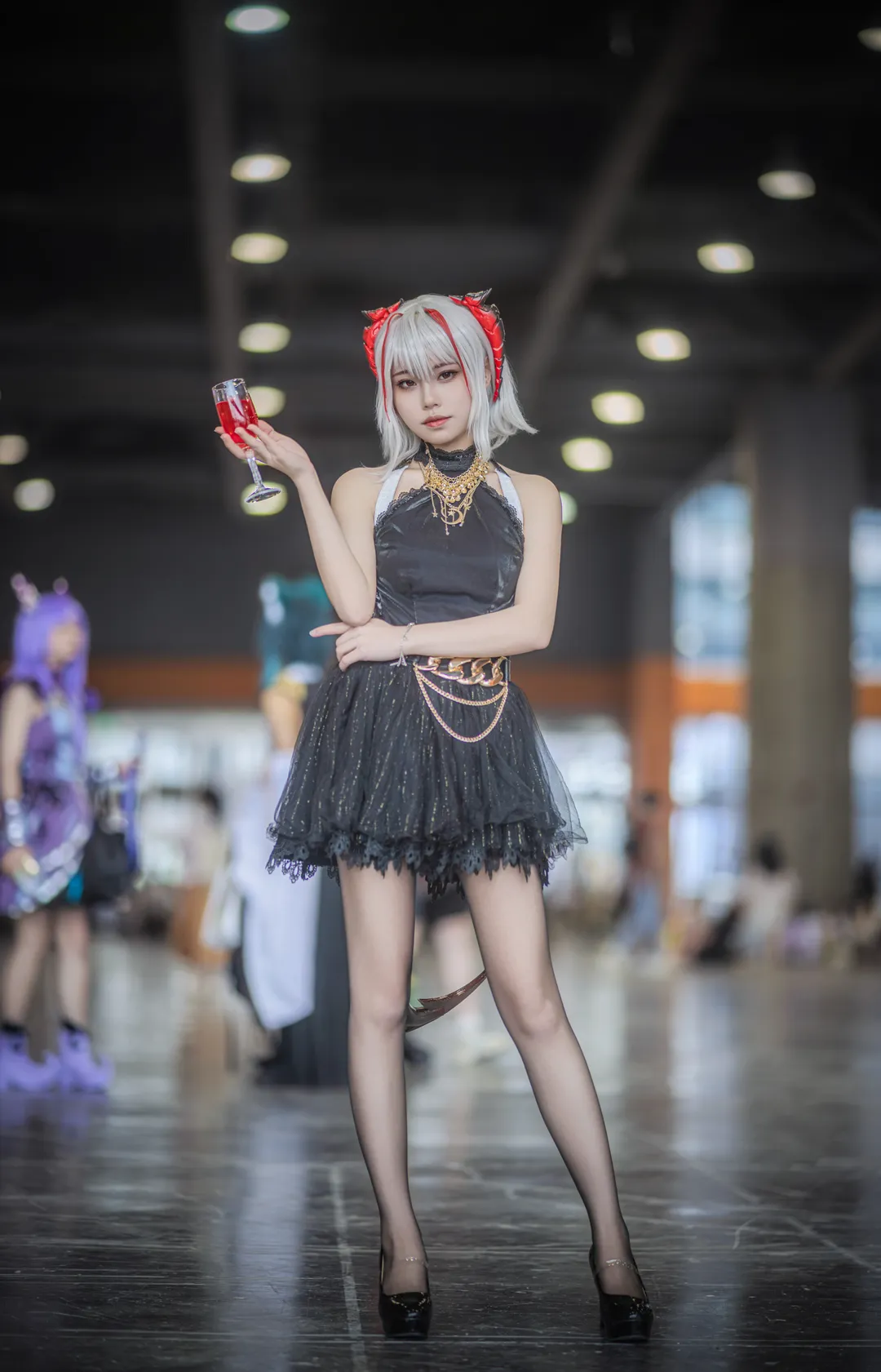 【明日方舟Wcos】黑色禮服款場照，漫展現場原片分享 - 第 3 張