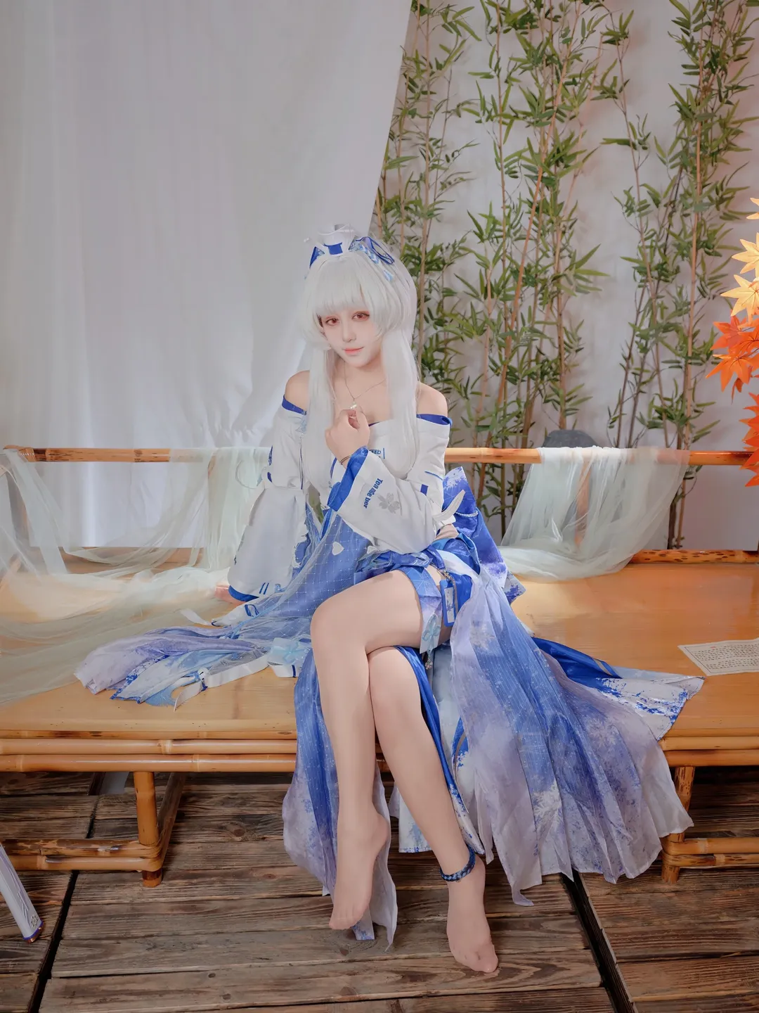 【绯雪cos】鸣潮的二形态演绎，忘换瞳色的小小遗憾 - 第 3 张