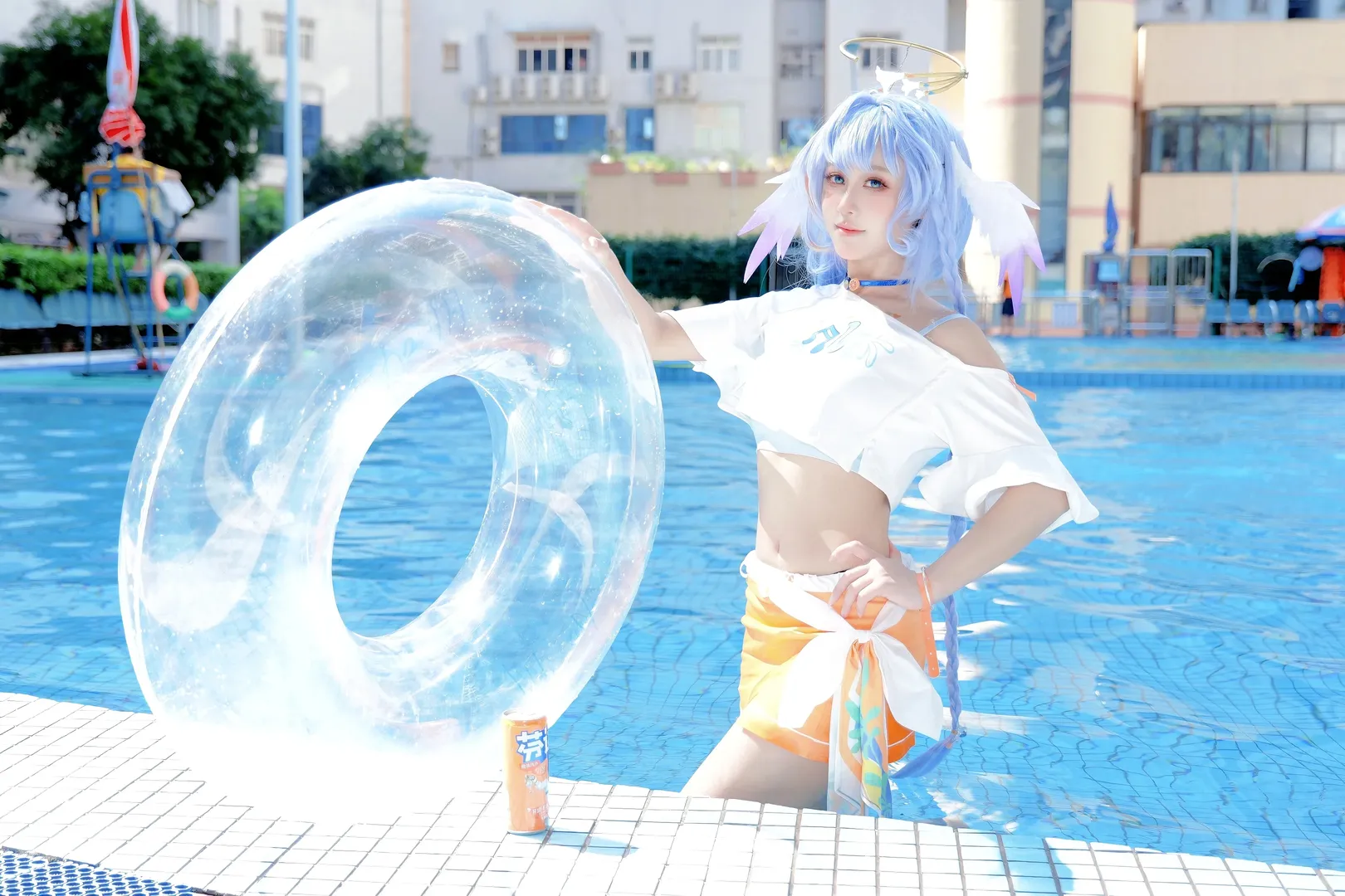【知更鸟cos】崩坏星穹铁道，泳池边的夏日清凉感 - 第 4 张