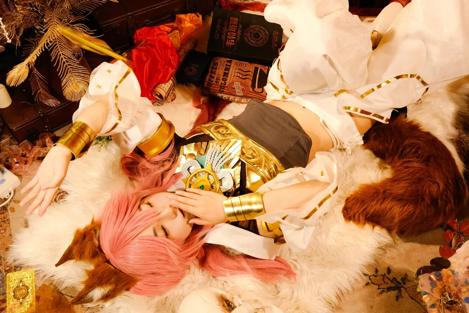 【玉藻前cos】Fate裡的巫女狐Caster，神話禮裝攝人心魄 - 第 5 張