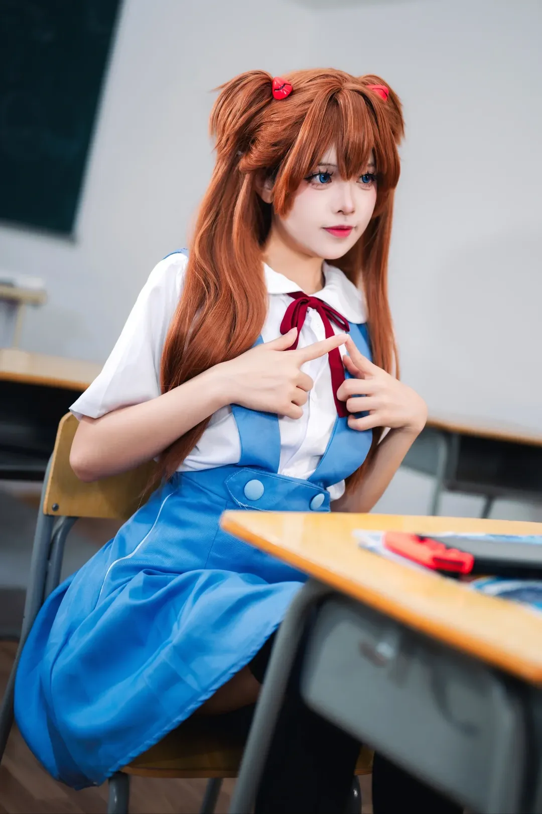 【明日香cos】教室里的傲娇学子，EVA校园风的完美还原 - 第 4 张