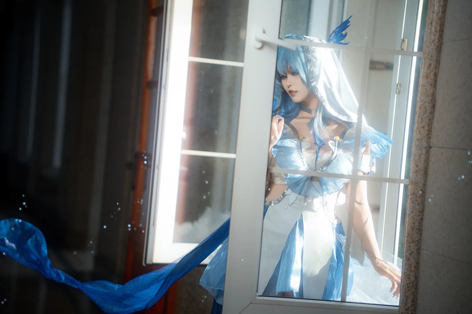 【The Shorekeeper cosplay】Under the Eaves of Wuthering Waves, Frozen in the Gentle Breeze - Image 4